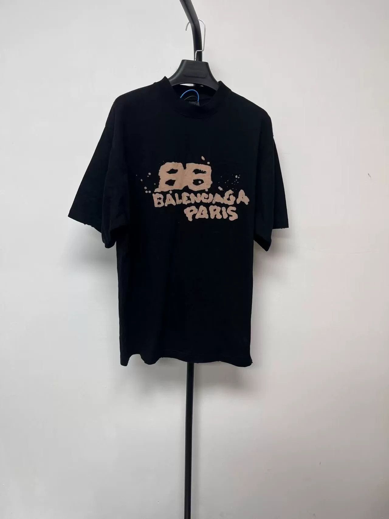 Balenciaga Balenciaga Letter Print Crewneck Short-Sleeve T-Shirt Size XXS / US 00 / IT 34 - 1 Thumbnail