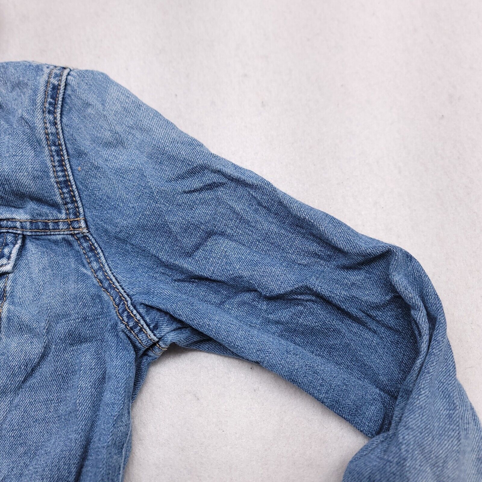 Old Navy Old Navy Casual Button Denim Jean Jacket Womens Size S Blue Size S / US 4 / IT 40 - 5 Thumbnail