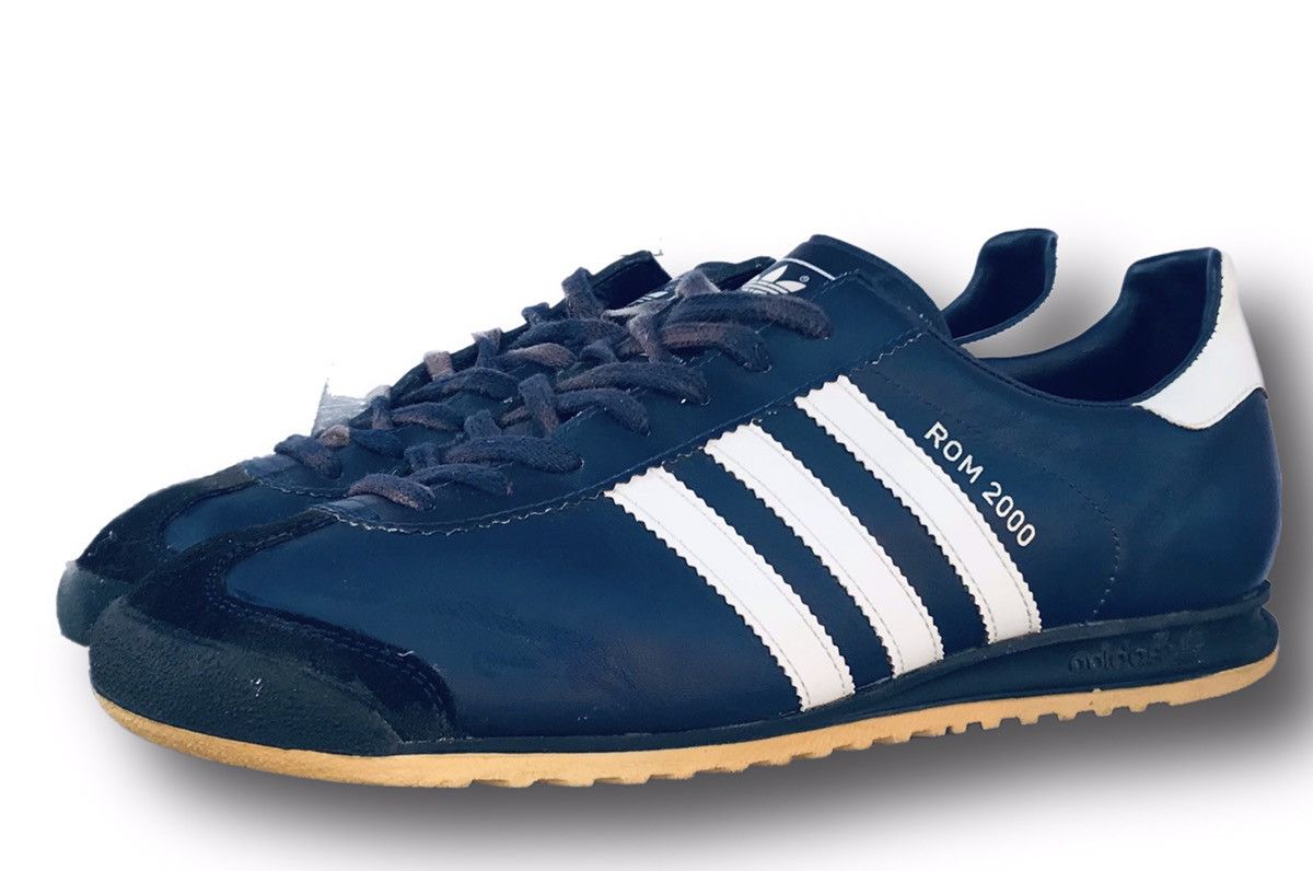 Adidas 2024 rom 2000