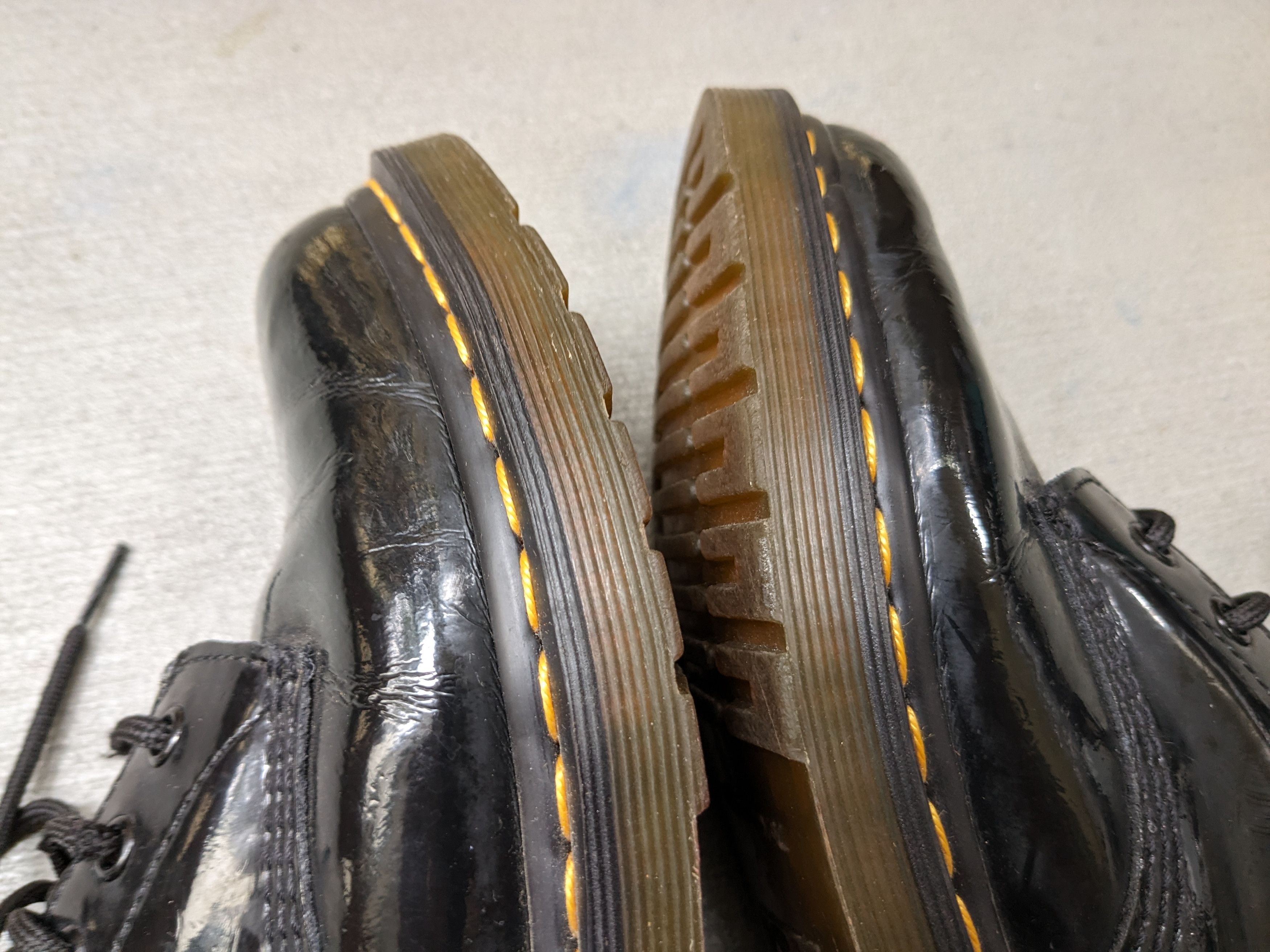 Dr. Martens × Genuine Leather Dr. Martens Boots Black Patent Leather 7 Lace Up Combat Size US 7 / EU 40 - 5 Thumbnail