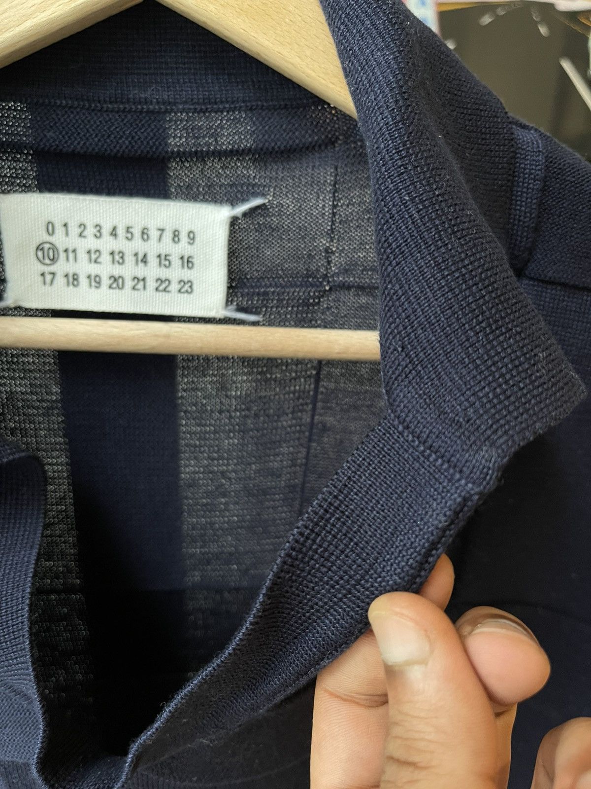 Maison Margiela Maison Margiela SS08 Navy Open-Collar Knit Polo Sweater Size US S / EU 44-46 / 1 - 5 Thumbnail