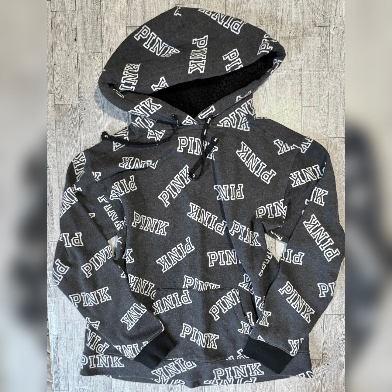 Pink × Victoria's Secret VS Pink, Retro, Sherpa Lined, Pullover Logo Hoodie Size M / US 6-8 / IT 42-44 - 12 Thumbnail