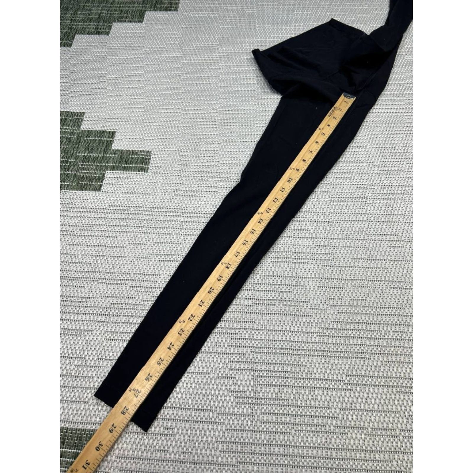 Lululemon Lululemon Wunder Train High Rise 25 Tight Leggings Womens 2 Black Logo Mid Rise Size 26" / US 2 / IT 38 - 6 Thumbnail