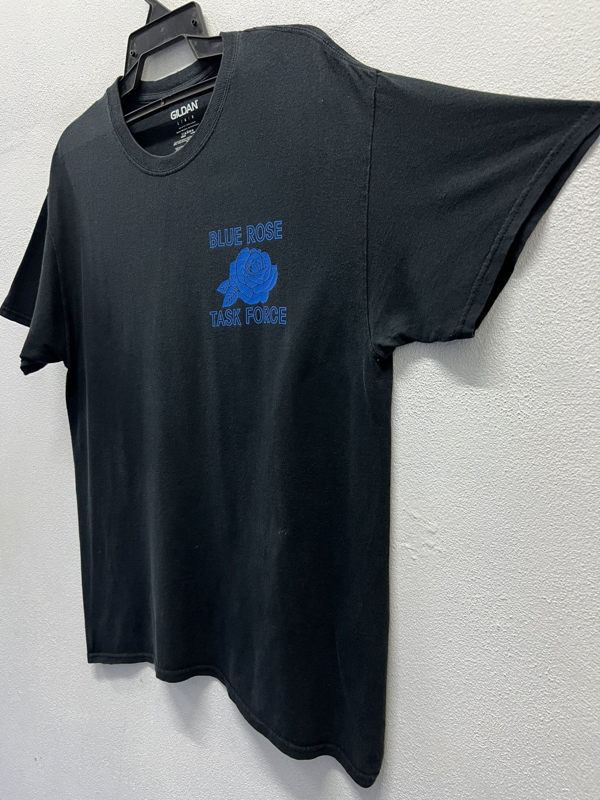 Gildan × Vintage BLUE ROSE TASK FORCE FIX YOUR HEARTS OR DIE SHIRT Size US L / EU 52-54 / 3 - 5 Thumbnail