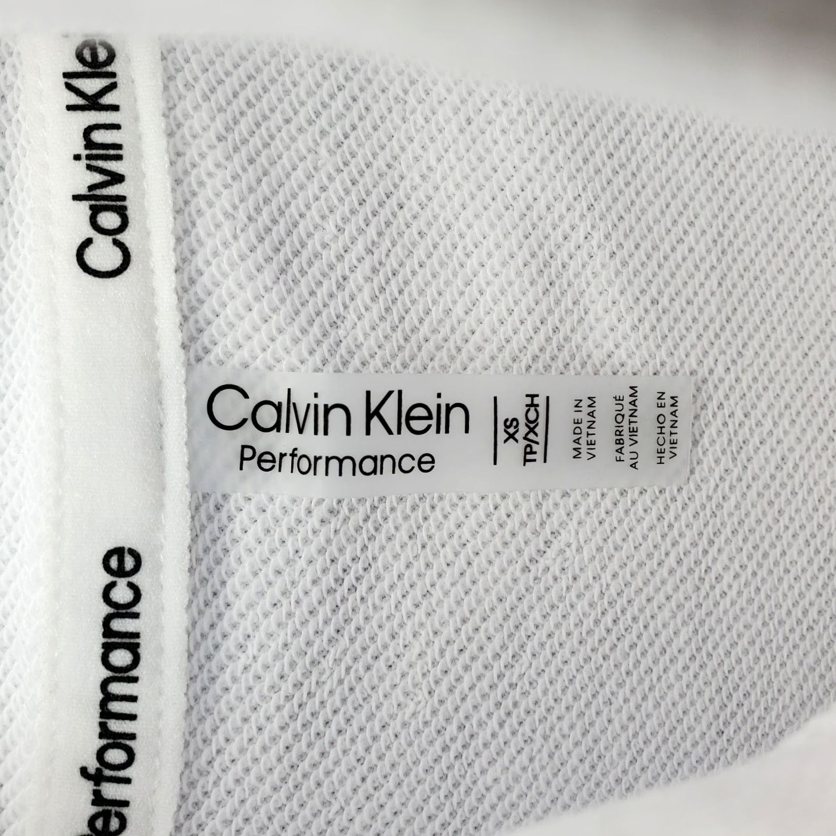 Calvin Klein Calvin Klein Performance Hoodie Womens XS White Cropped Spell Out Drawstring Hoodie Womens XS White USPS Size XS / US 0-2 / IT 36-38 - 3 Thumbnail