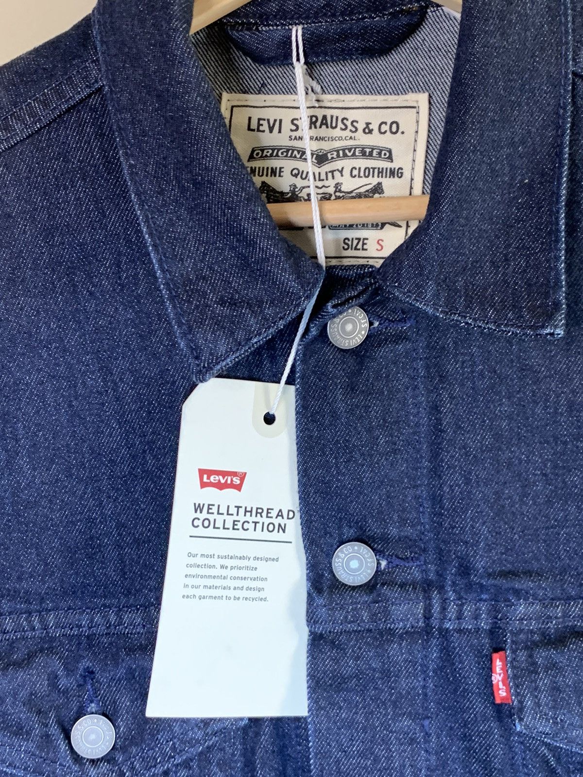 Designer × Levi's × Levi's Vintage Clothing RARE New Levi’s Big E WellThread Organic Cotton Denim Jacket Size S / US 4 / IT 40 - 4 Thumbnail