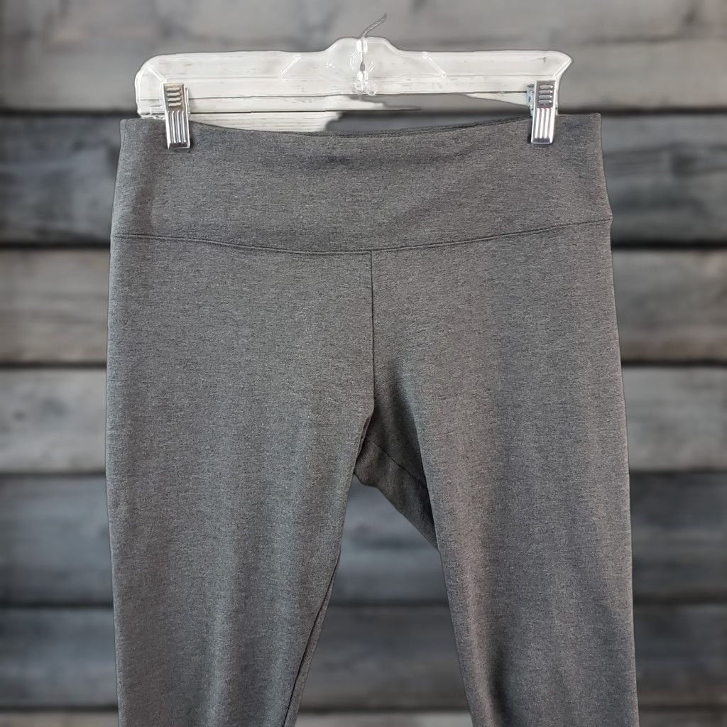 Soft Surroundings Soft Surroundings Womens Cropped Leggings Sz PM Petite Gray Mid Rise Crop Pants Womens_Petite Gray Size 32" / US 10 / IT 46 - 1 Thumbnail