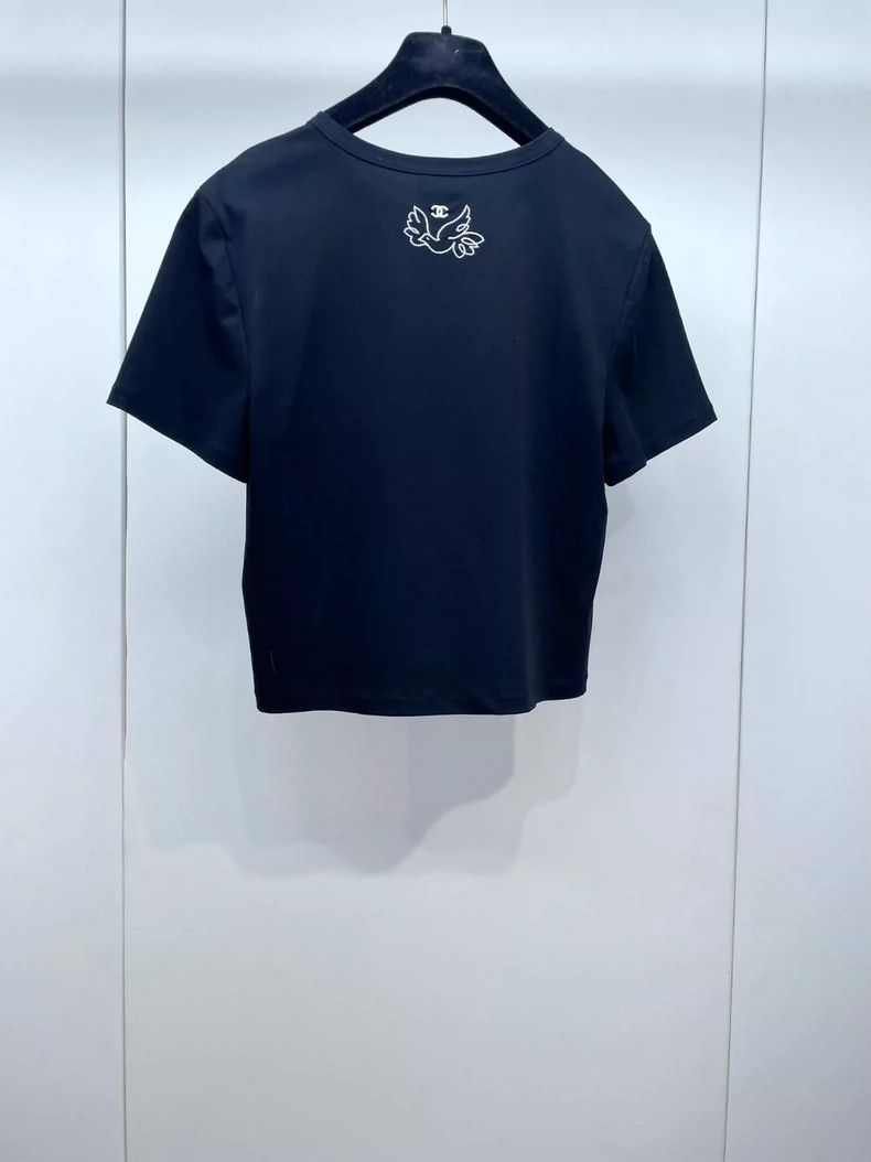 Chanel Chanel Black embroidered peace pigeon short-sleeved T-shirt Size XS / US 0-2 / IT 36-38 - 2 Thumbnail