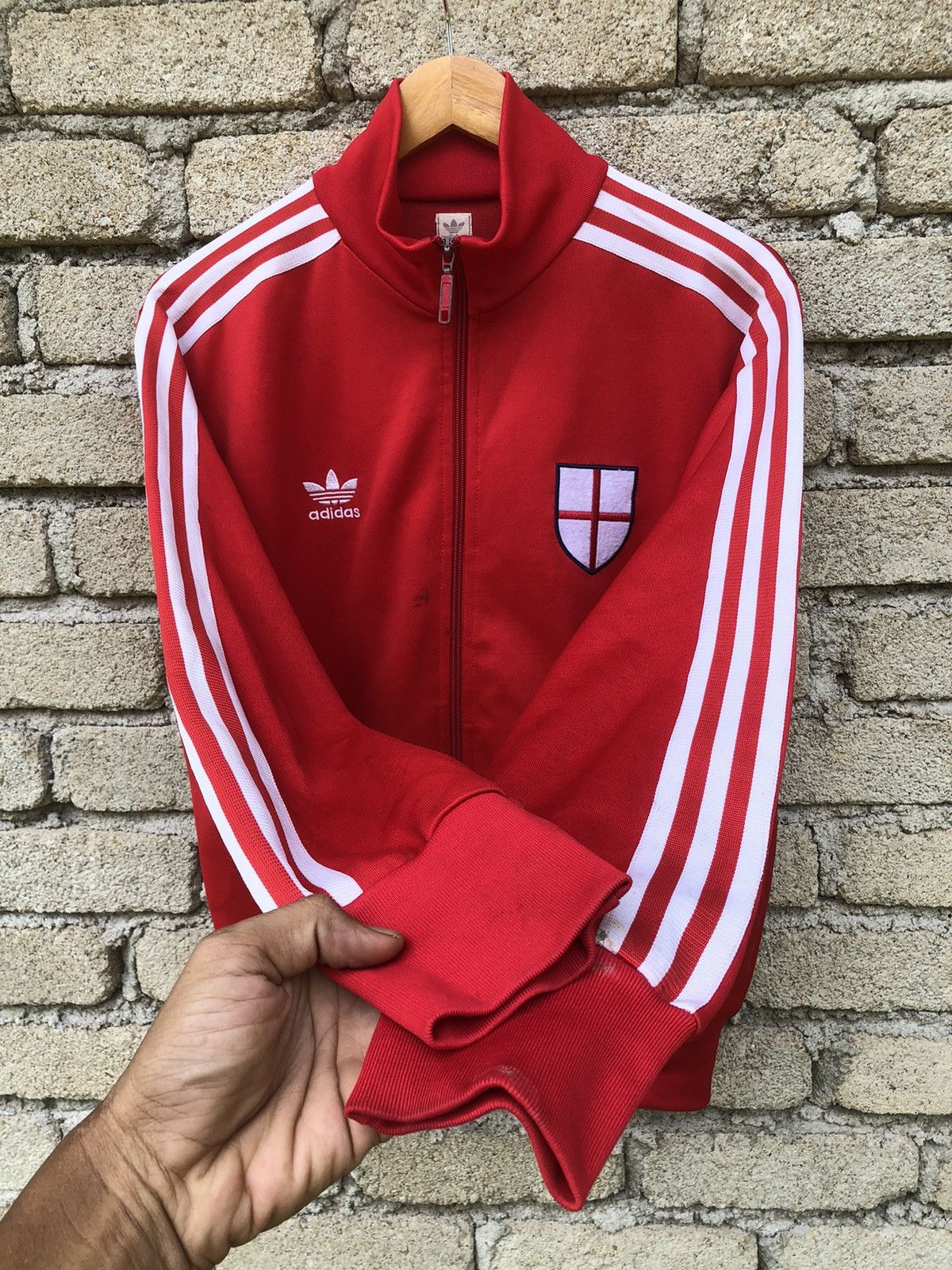 Adidas × Japanese Brand × Vintage RARE Vintage Adidas FIFA England Fullzipper Tracktop Size US L / EU 52-54 / 3 - 7 Thumbnail