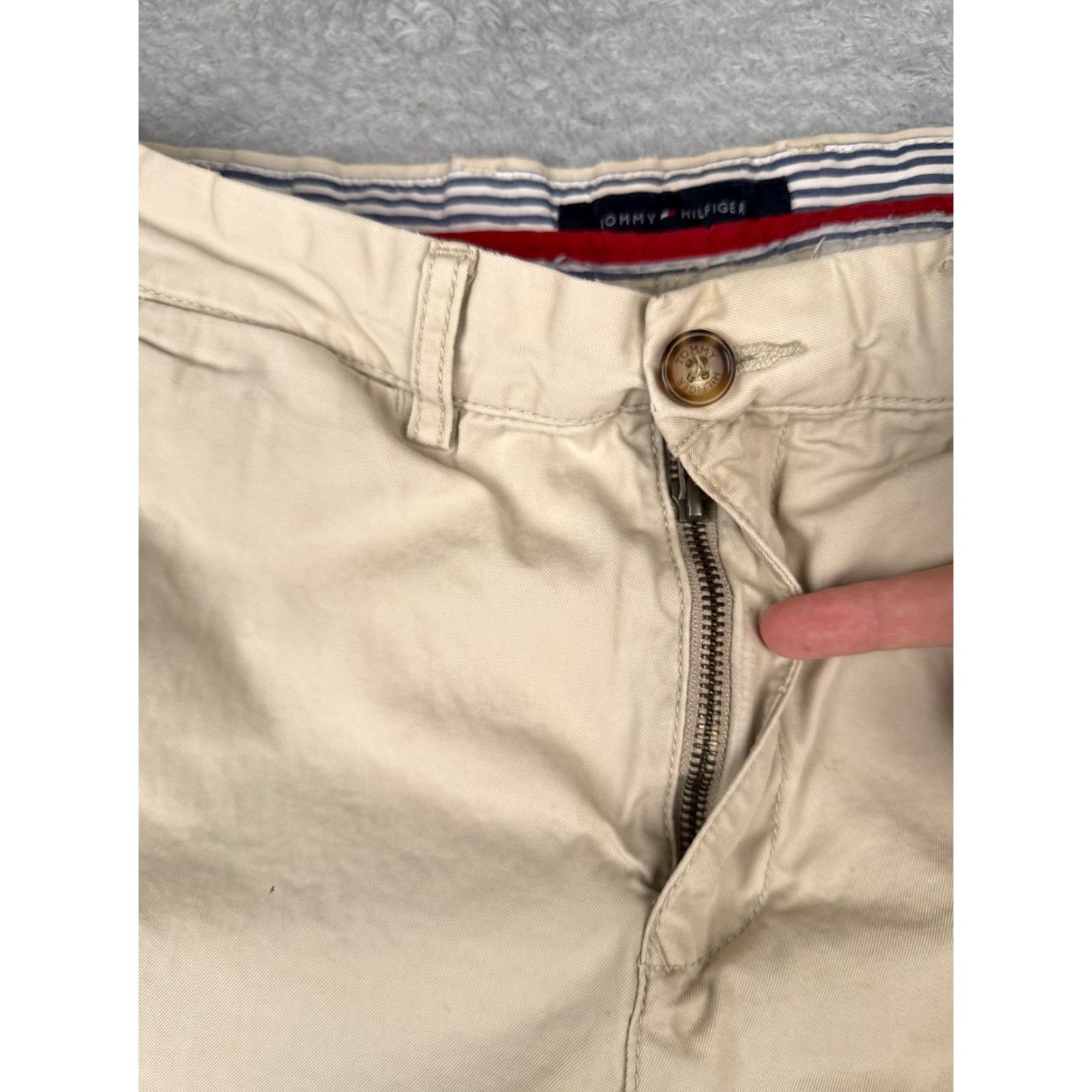 Tommy Hilfiger Tommy Hilfiger Shorts Mens 32 Beige Chino 100% Cotton Twill Golf Zip Fly 34x10 Size US 32 / EU 48 - 6 Thumbnail