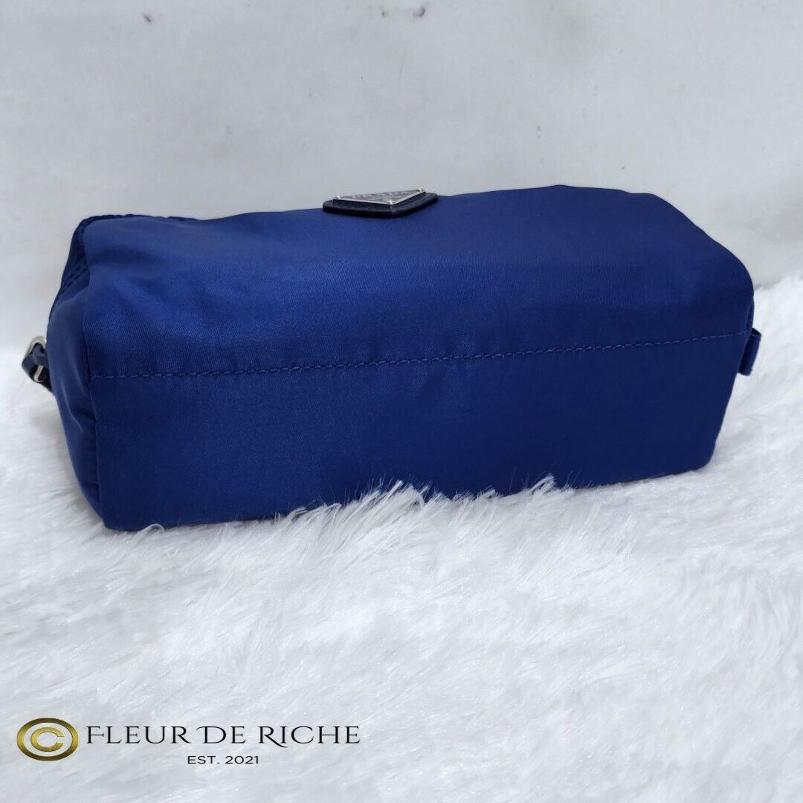 Prada Prada Necessaire Nylon Cosmetic Case Blue Bleuette 1NA350 Size ONE SIZE - 7 Thumbnail