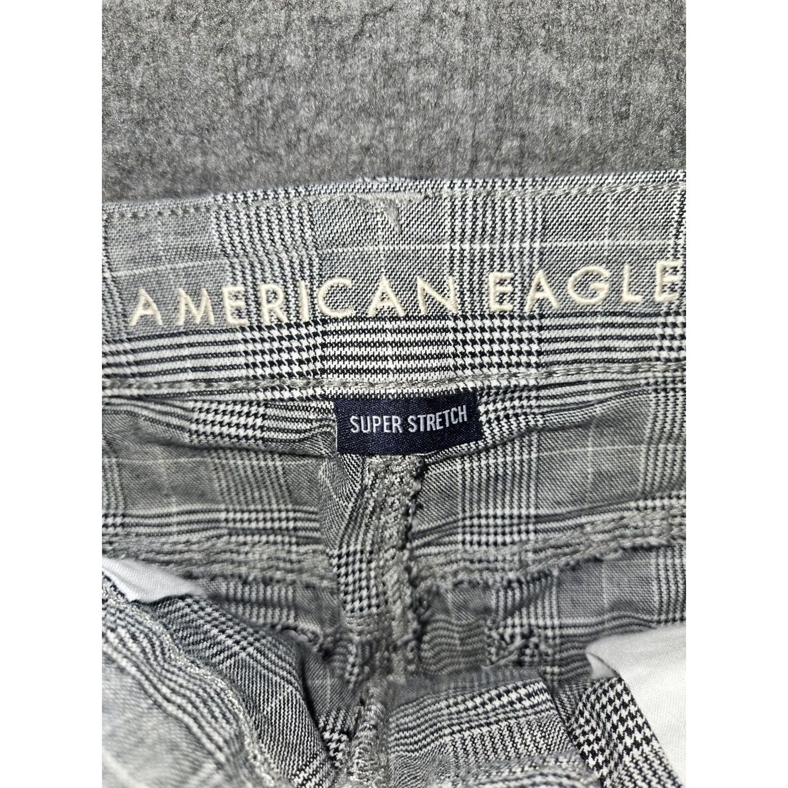 American Eagle Outfitters VINTAGE? No. American Eagle Outfitters Skirt Womens 4 Gray Plaid High Rise Mini Denim Stretch Shirt Womens 4 Gray Plaid High Rise Mini Jeans? Size 27" / US 4 / IT 40 - 2 Thumbnail