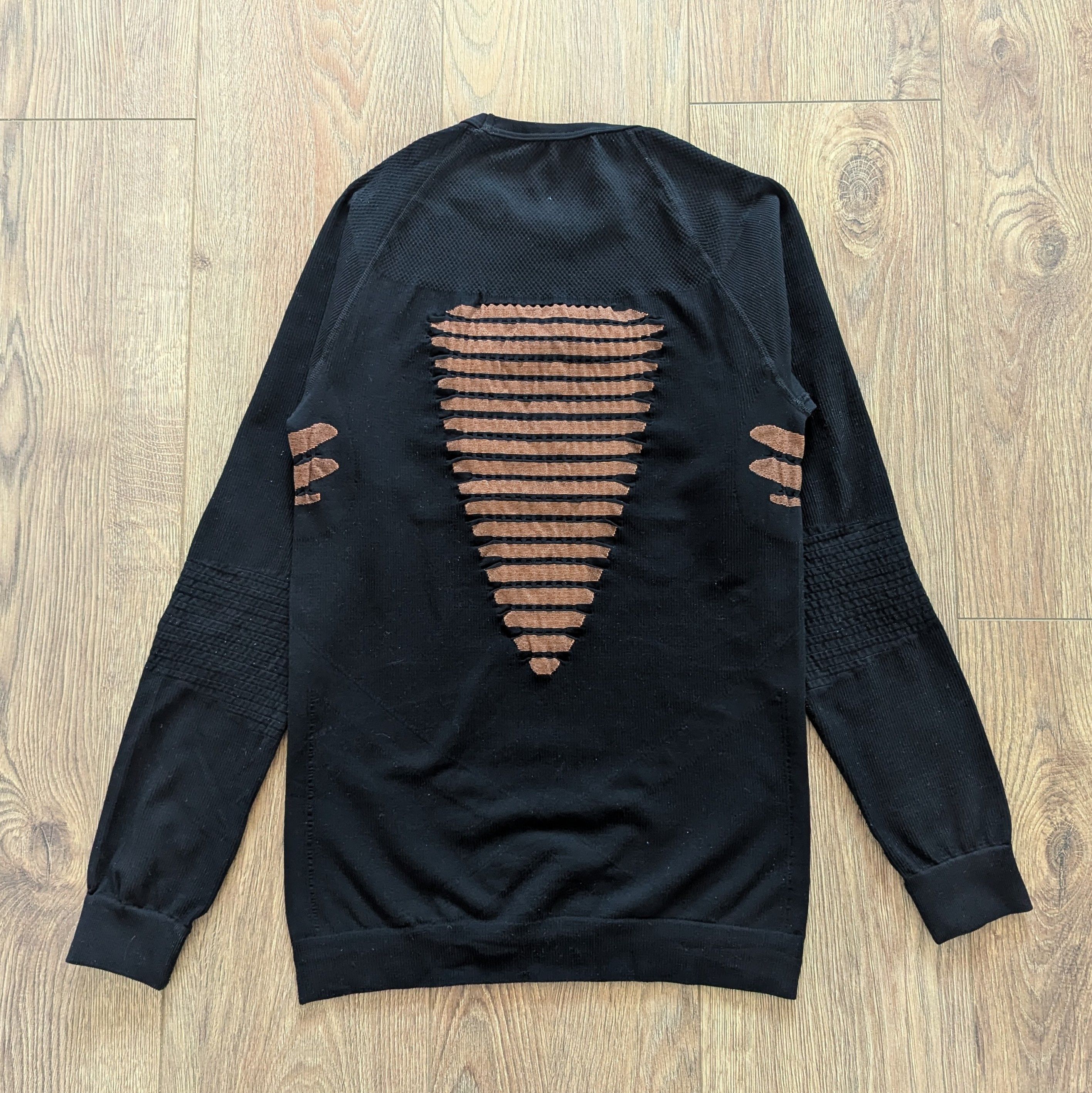 Other X Bionic Energizer RV 1.0 Thermo Suit Made In Italy Size s-M Size US M / EU 48-50 / 2 - 11 Thumbnail