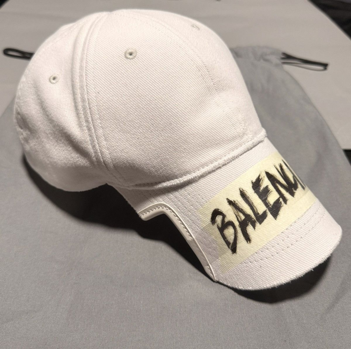 Balenciaga Masking Tape Cap in Dirty White L Size ONE SIZE - 2 Thumbnail