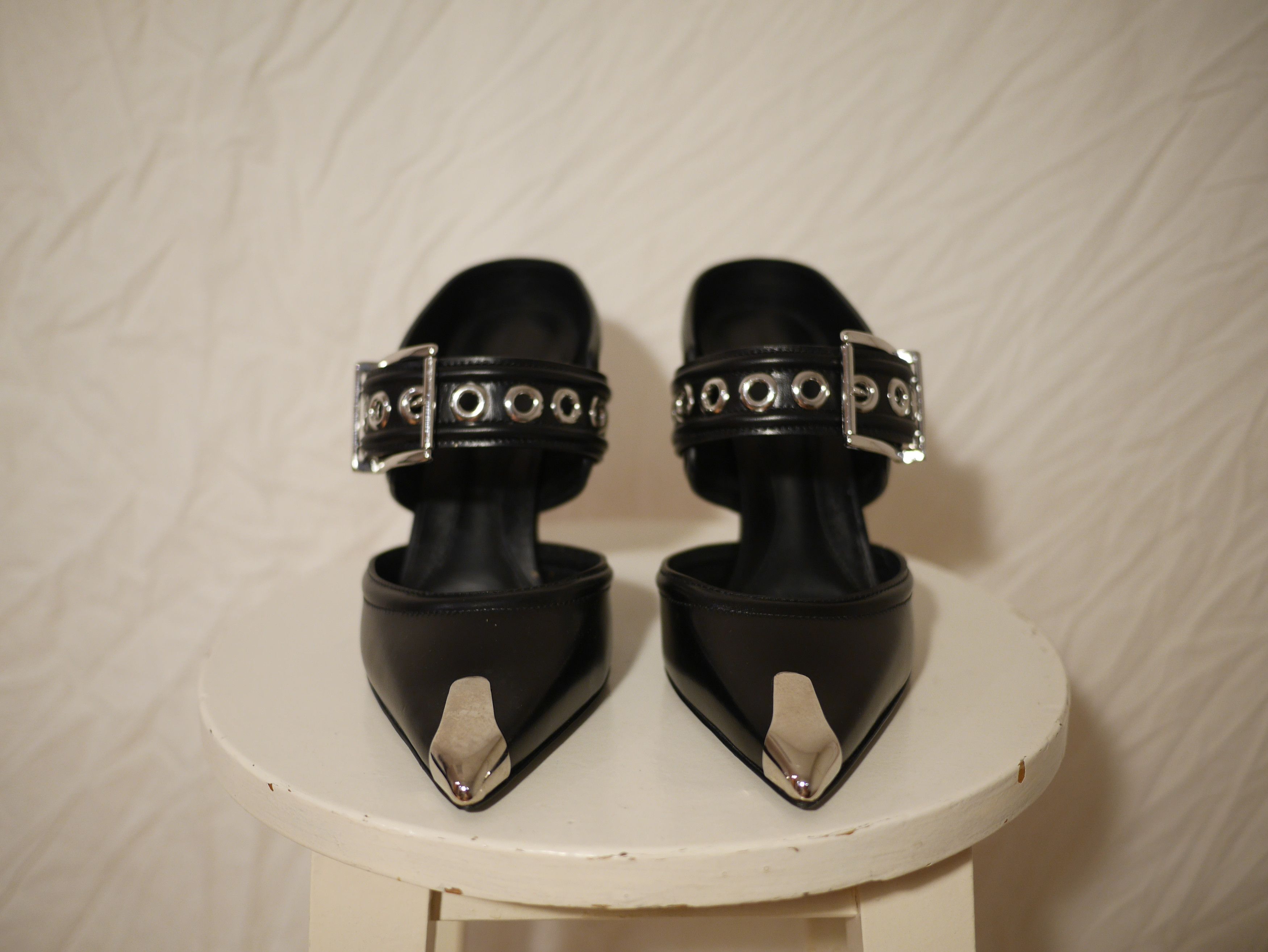 Alexander McQueen ALEXANDER MCQUEEN WESTERN BUCKLE MULE HEELS Size US 8 / IT 38 - 2 Thumbnail