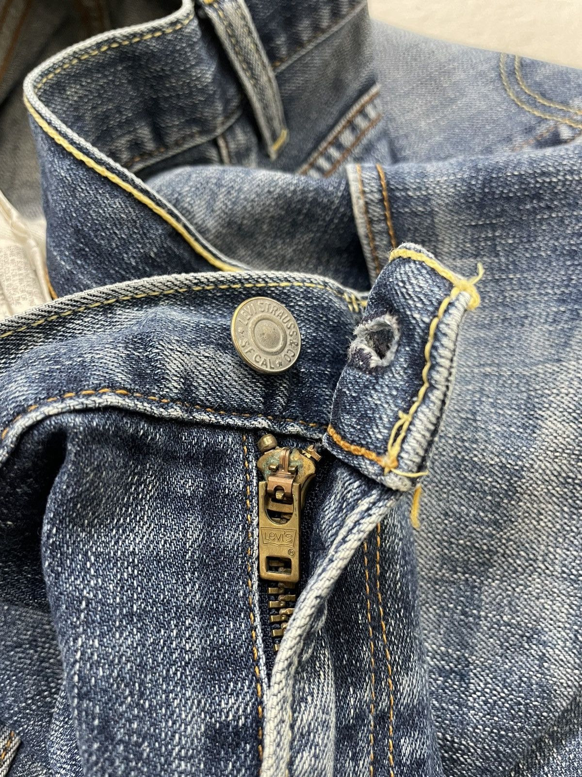 Levi's Levis 551 Vintage Stonewash Denim Size US 37 - 6 Thumbnail