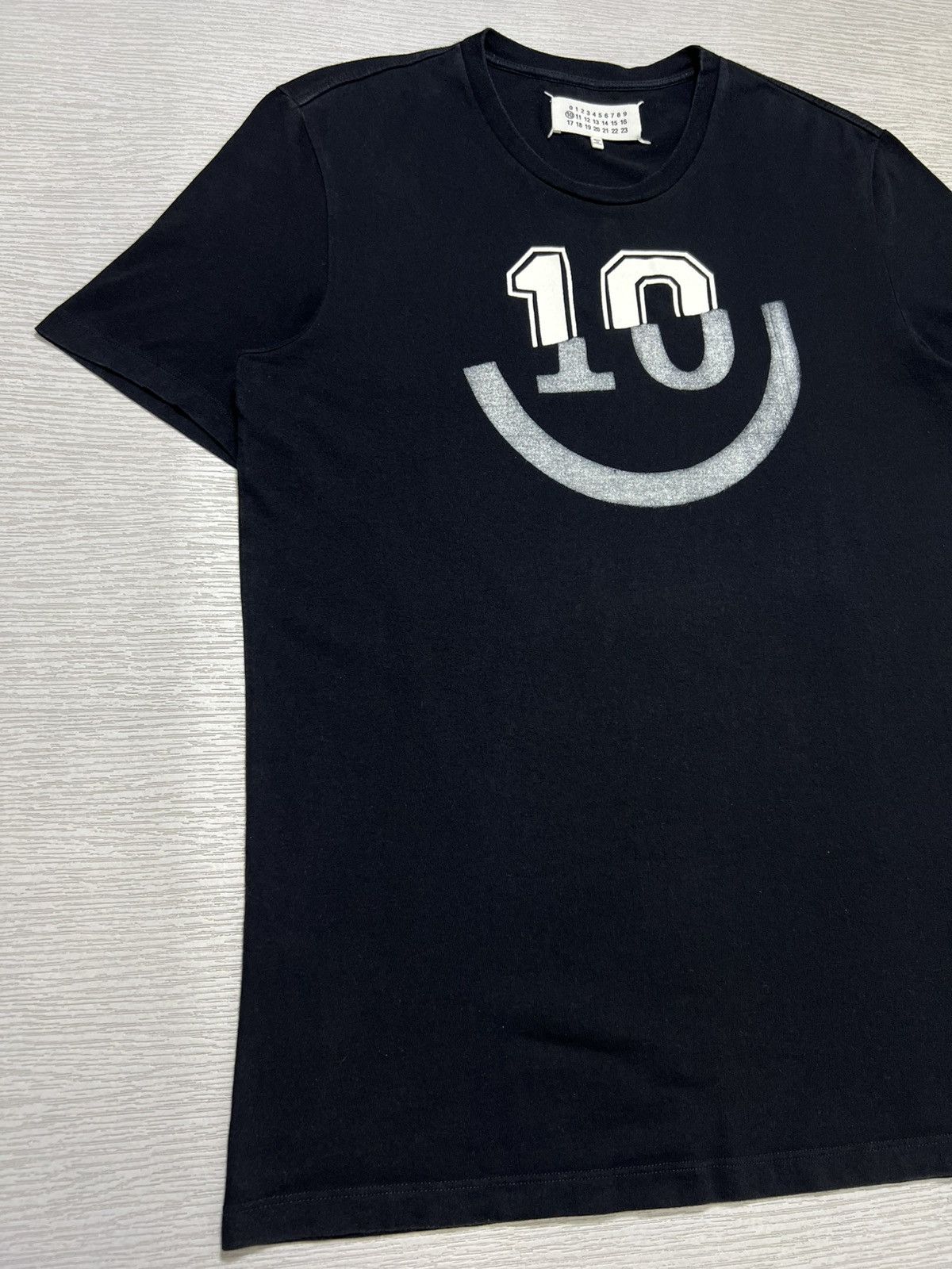 Maison Margiela Maison Margiela - FW15 No.10 Printed Jersey Crewneck Tshirt Size US S / EU 44-46 / 1 - 4 Thumbnail