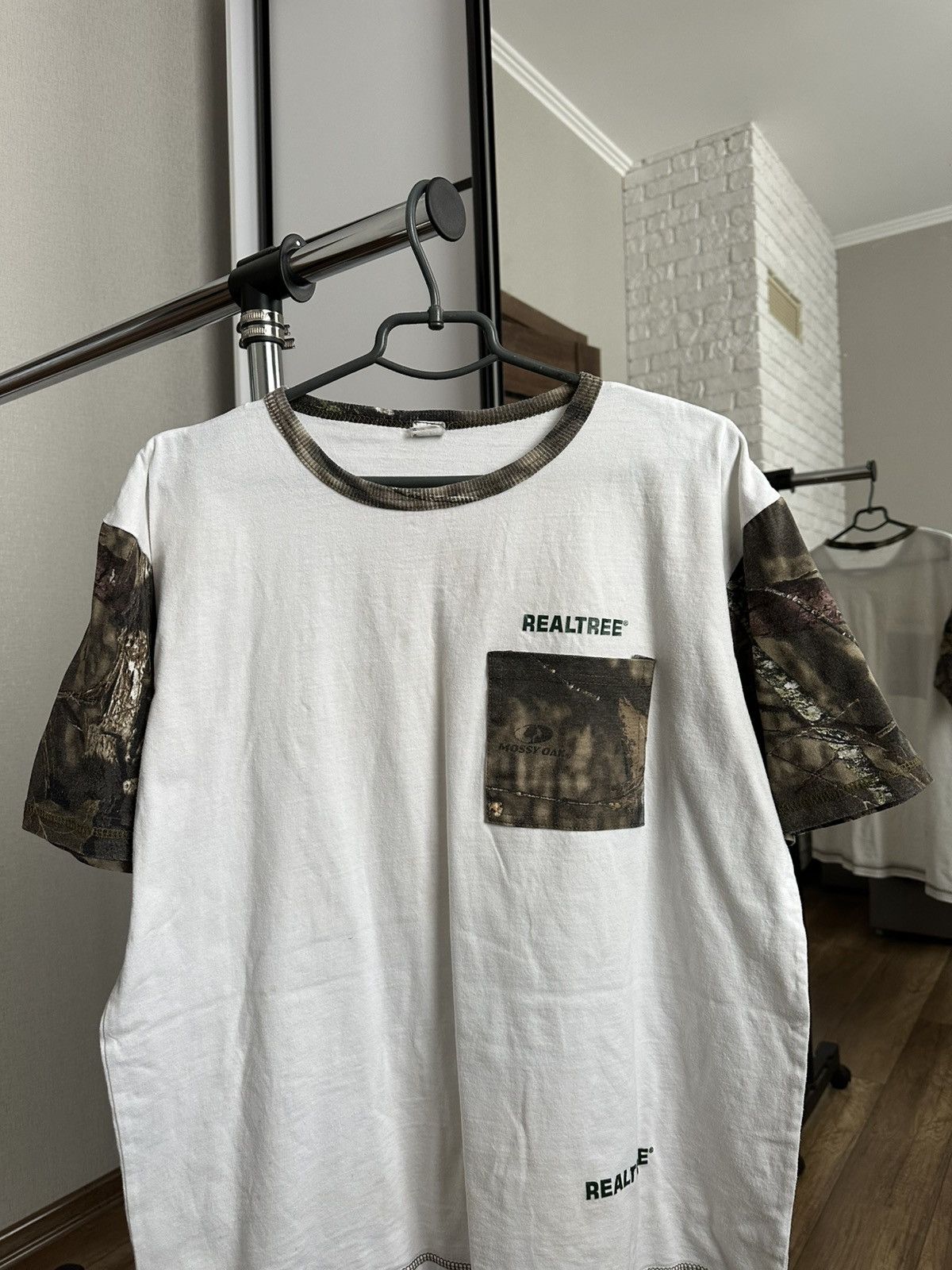 Realtree Realtree Vintage Camo T-Shirt Tee Size US L / EU 52-54 / 3 - 5 Thumbnail