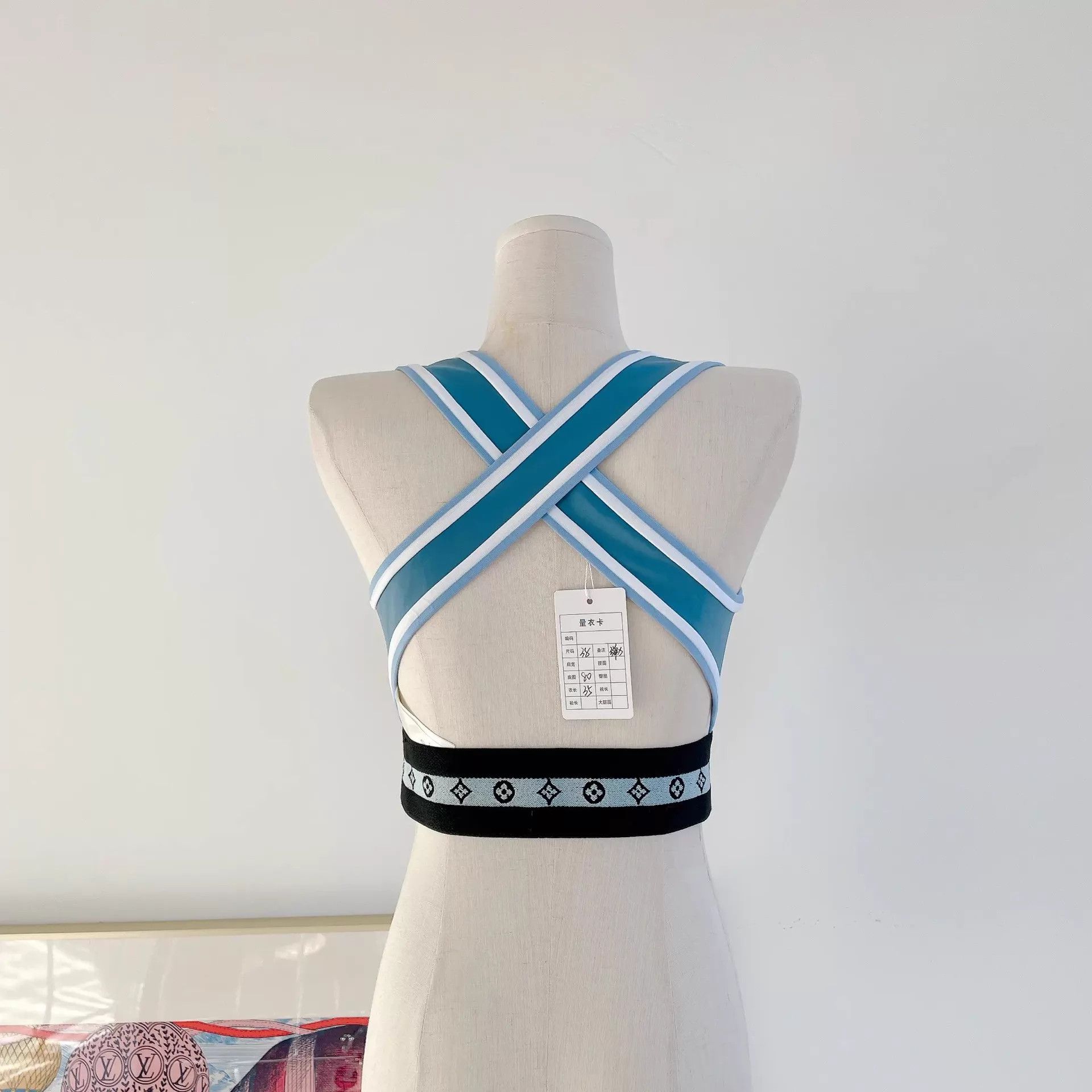 Louis Vuitton LOUIS VUITTON colorblock sport tank Women's 38 Size S / US 4 / IT 40 - 4 Thumbnail