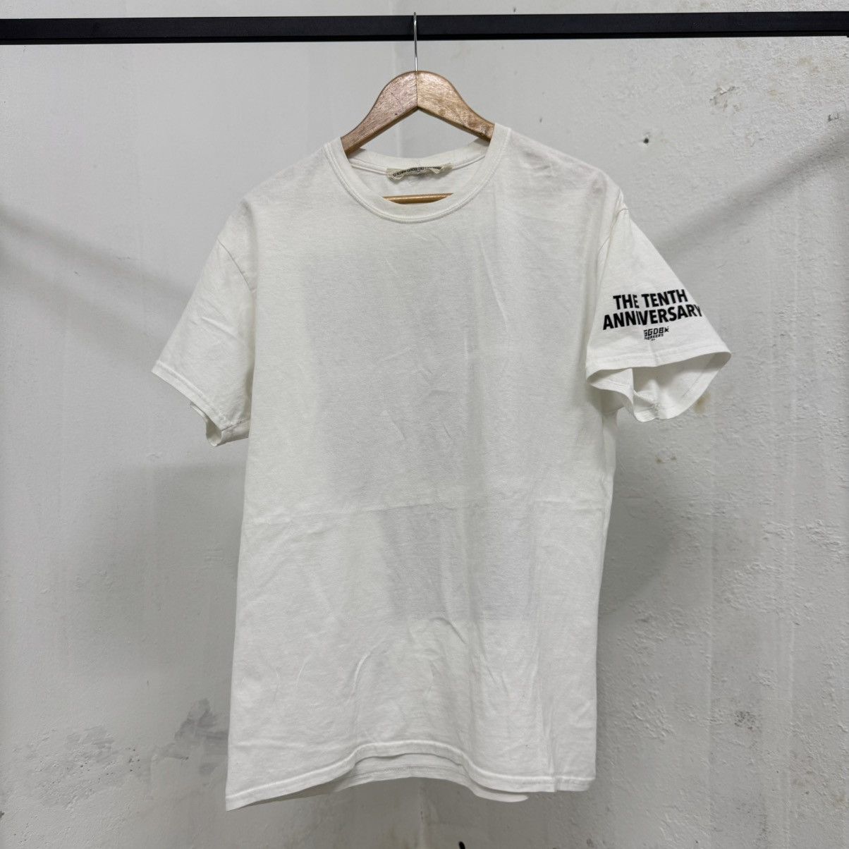 Golden Goose Golden Goose Lunar Collection 2017 T shirt Size US L / EU 52-54 / 3 - 2 Thumbnail