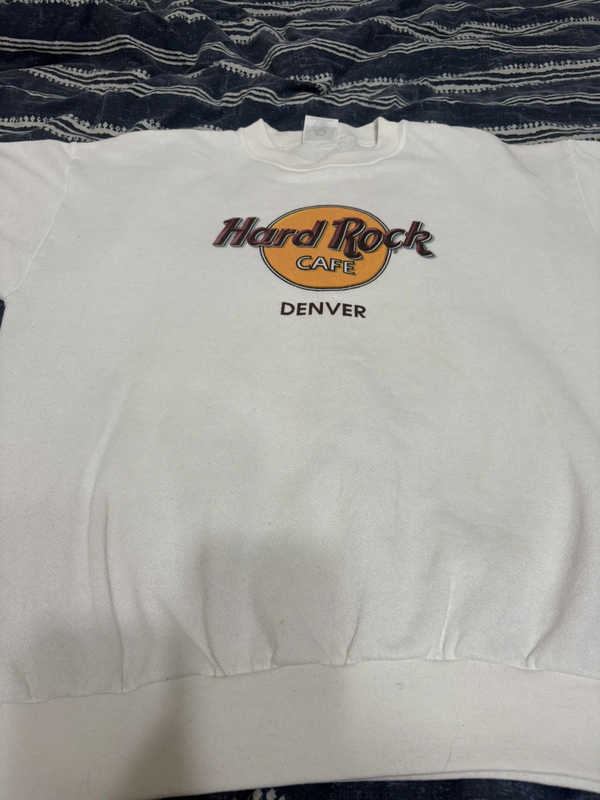 Hard Rock Cafe Vintage authentic hard rock cafe sweater Size US L / EU 52-54 / 3 - 3 Thumbnail