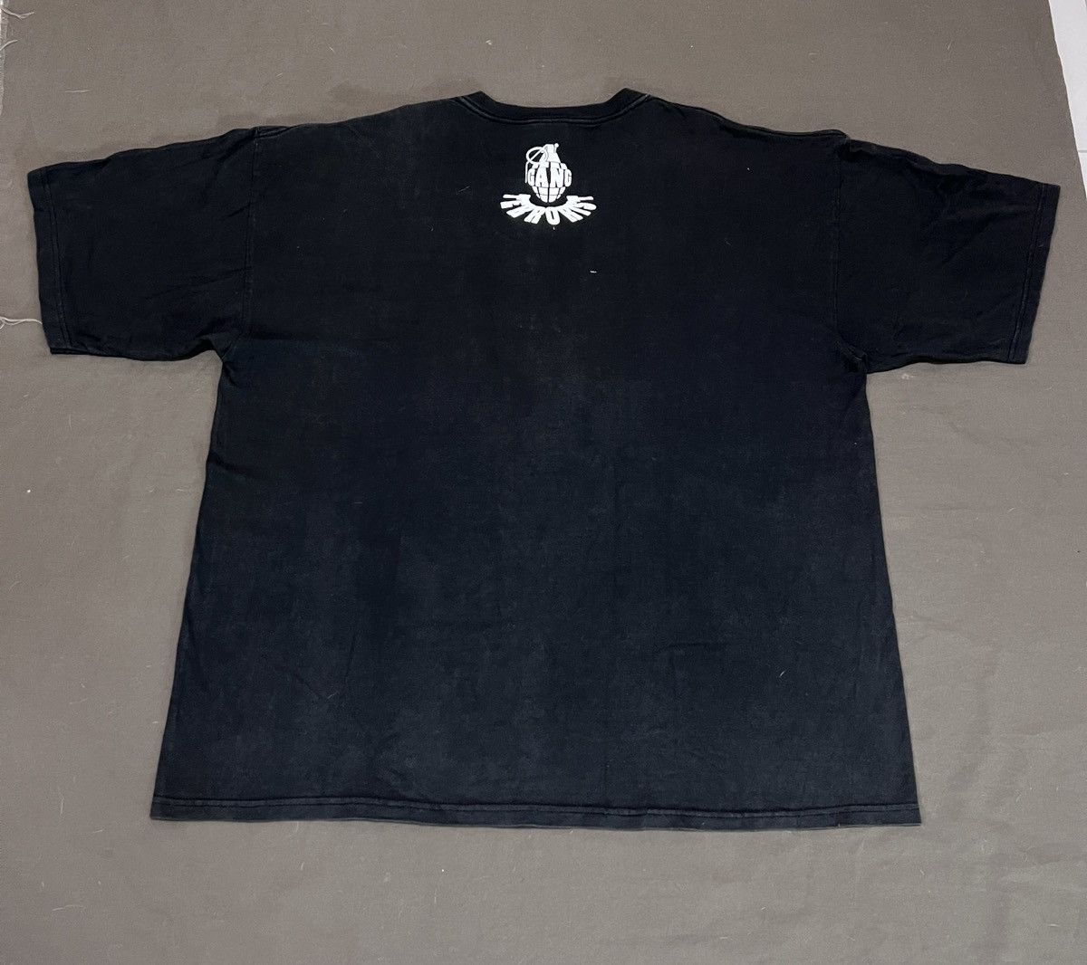 Vintage Vintage Y2K GANG W.C.C WEAR TERRORIST Tee Faded gun Size US XXL / EU 58 / 5 - 5 Thumbnail