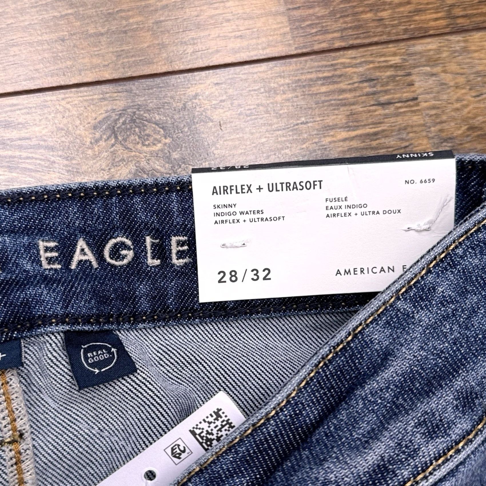 American Eagle Outfitters American Eagle Outfitters Jeans Male 28x32 Slim Distressed Button Logo Belt Loops 5-Pocket Denim Blue Cotton Blend Mid Rise Skinny Modern Comfort Size US 28 / EU 44 - 6 Thumbnail