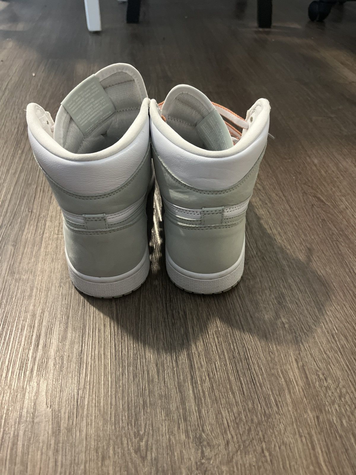 Nike Air Jordan 1 Retro High OG seafoam Size US 8 / IT 38 - 7 Thumbnail