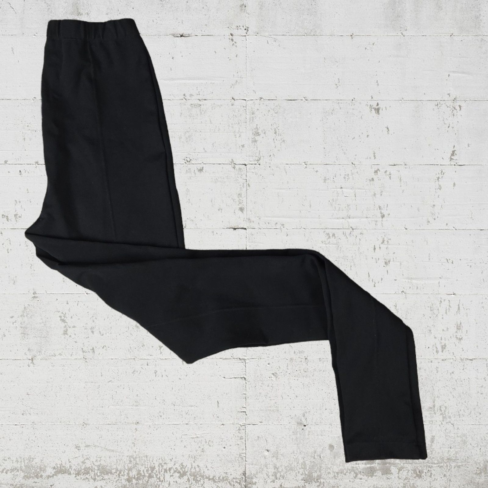 Aritzia Aritzia Black Pull On Skinny Pants Size Small Size 27" / US 4 / IT 40 - 7 Thumbnail