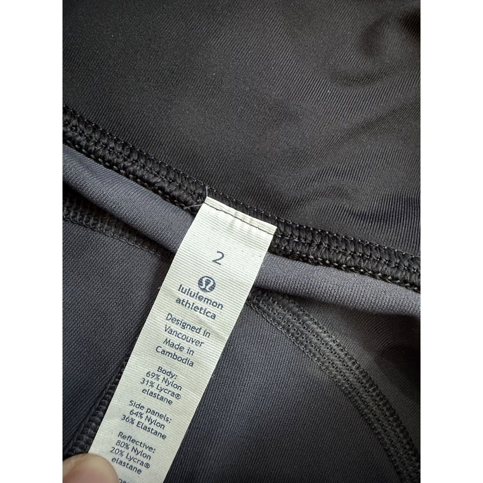 Lululemon Lululemon Leggings Gray Black Size 2 Smooth Stride Full Length Tight Athleisure Sports Women Size 26" / US 2 / IT 38 - 3 Thumbnail