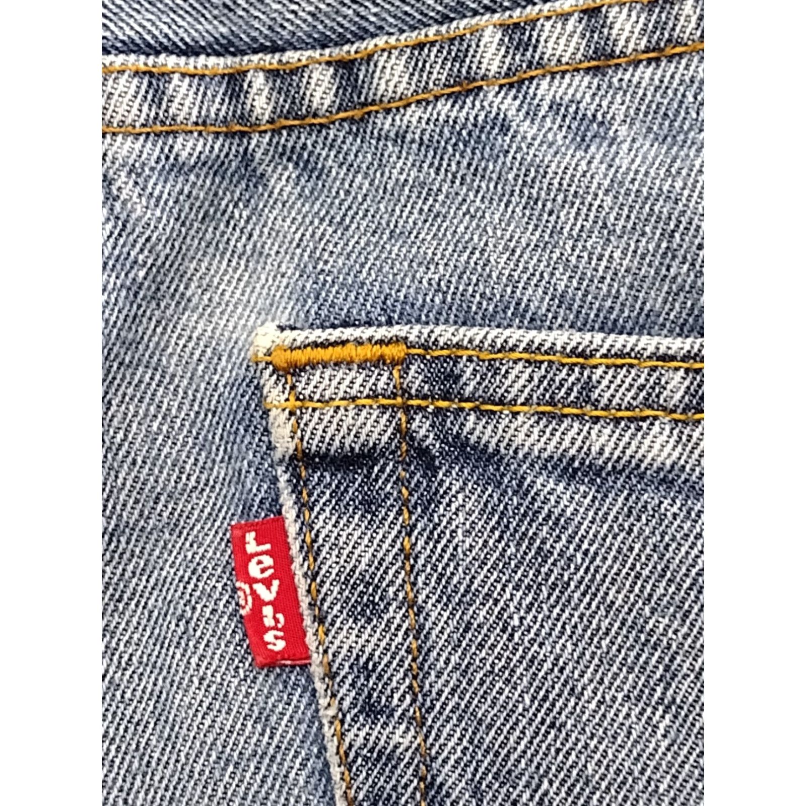 Levi's Levi's 550 Jeans Men's Light Wash Denim Regular Fit 38x44 Blue Cotton Blend 5-Pocket Zipper Button Closure Vintage 90s Theme) Size US 38 / EU 54 - 6 Thumbnail