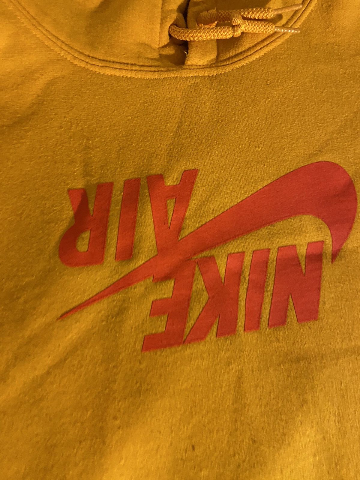 Jordan Brand × Nike × Travis Scott Nike x Jordan x Travis scott highest gold hoodie size Xl Size US XL / EU 56 / 4 - 2 Thumbnail