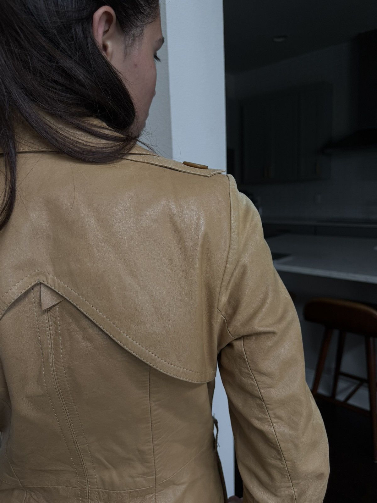 Other Vintage 1960sEuro Camel Leather Double Breasted Trench Coat Size M / US 6-8 / IT 42-44 - 7 Thumbnail