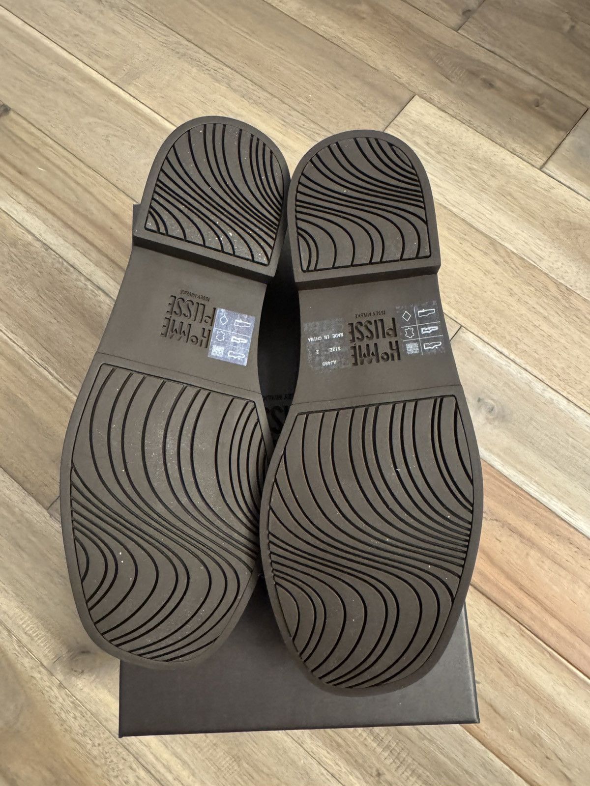 Homme Plisse Issey Miyake Home Plissè Issey Miyake Cioccolato Size US 9 / EU 42 - 4 Thumbnail