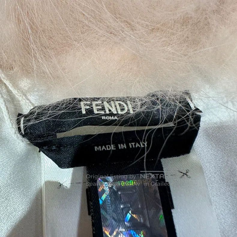 Fendi Fendi Pink and white fox fur fox fur neck warmer Size ONE SIZE - 2 Thumbnail