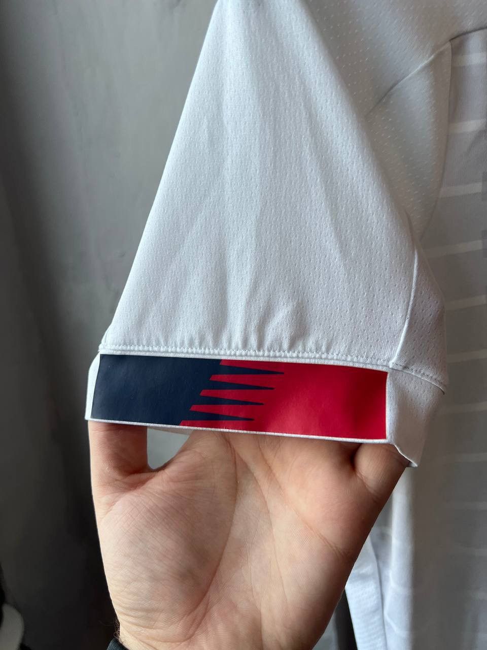 New Balance 2019/20 LIVERPOOL FC AWAY SOCCER JERSEY FOOTBALL SHIRT SZ S Size US S / EU 44-46 / 1 - 8 Thumbnail