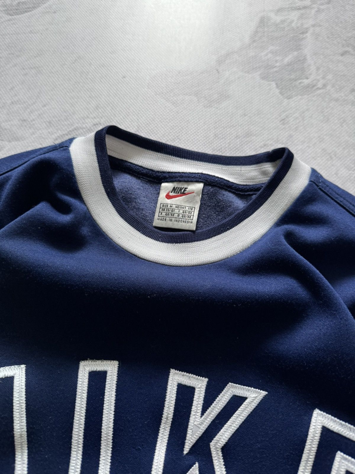 Nike × Vintage 90s Nike Vintage Big Logo Center Swoosh Crewneck Sweatshirt Size US M / EU 48-50 / 2 - 6 Thumbnail