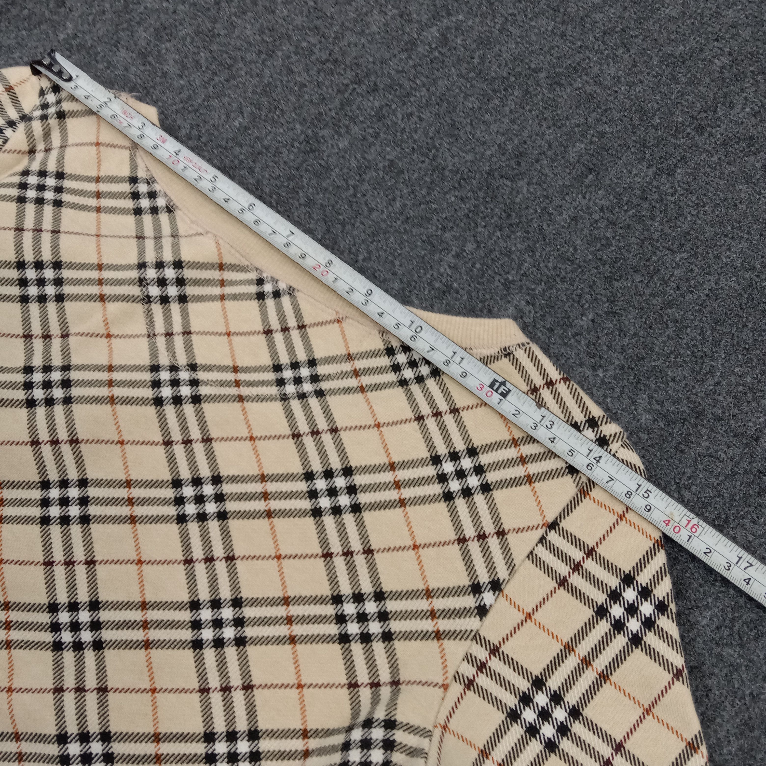 Burberry × Vintage Burberry London Nova Check Crop Long Sleeve Tshirt Size XS / US 0-2 / IT 36-38 - 5 Thumbnail