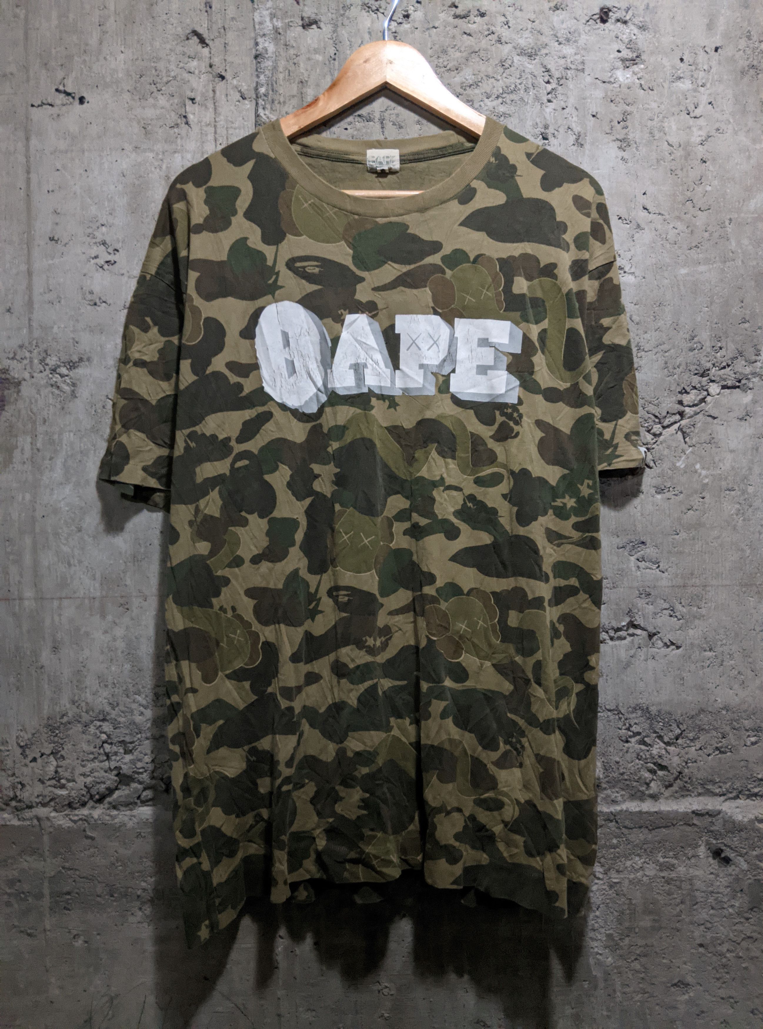 Vintage Vintage 2005 bape x kaws first collab camo t shirt Size US XL / EU 56 / 4 - 1 Thumbnail