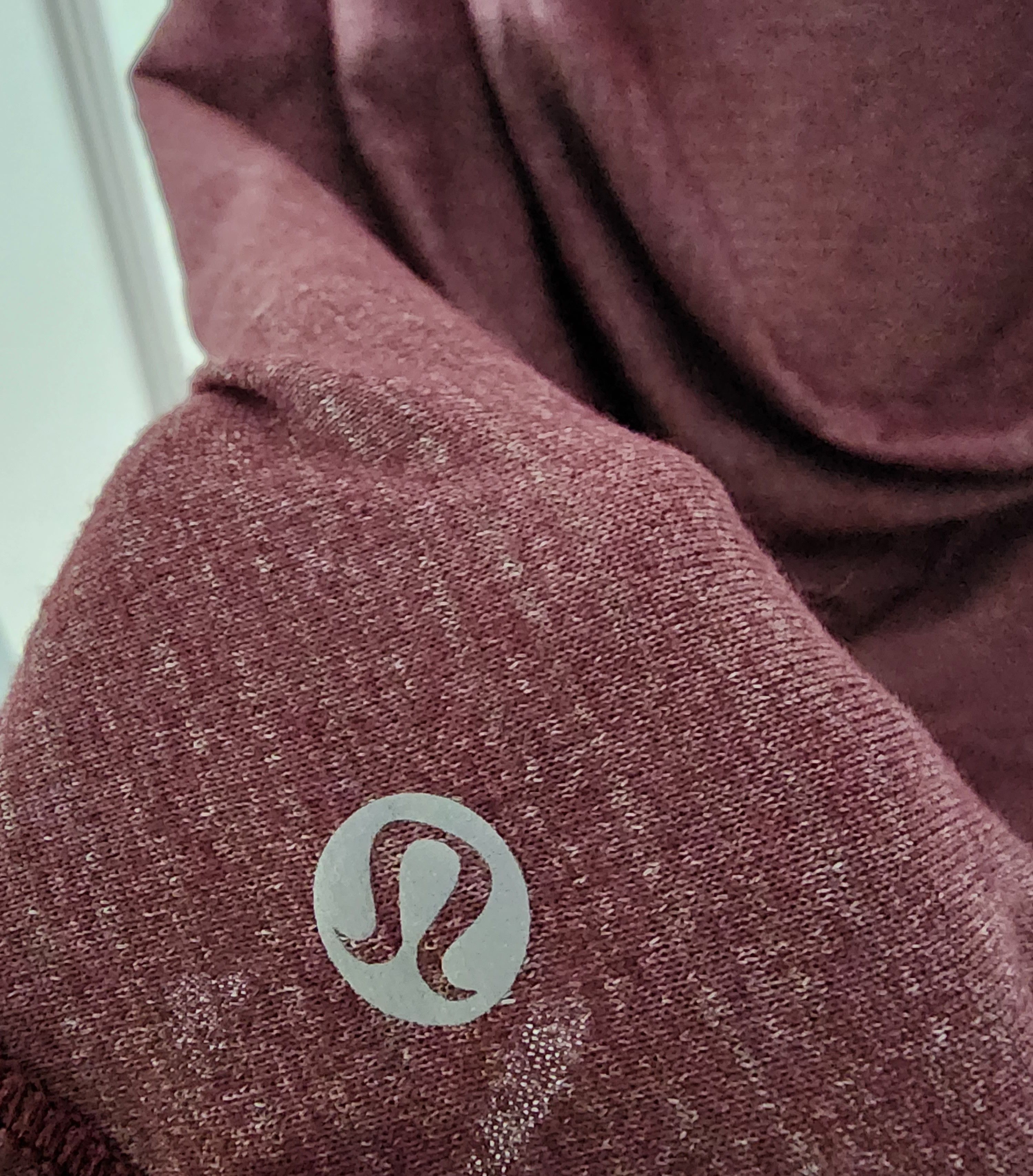 Lululemon Lululemon Wild Tank Built In Strappy Pink Bra Plum Tank 4 Size S / US 4 / IT 40 - 3 Thumbnail