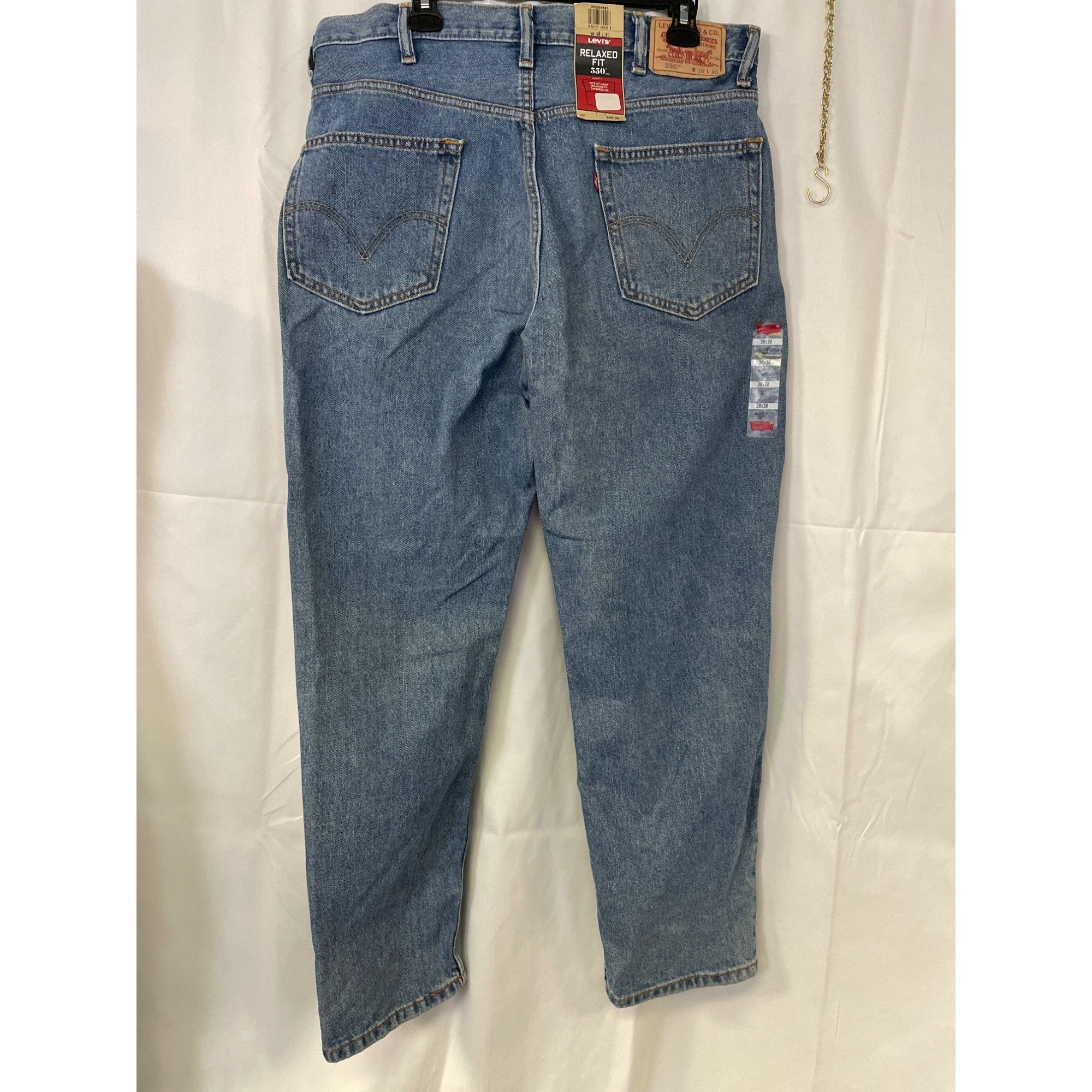Levi's Levi's Strauss Men's Blue Jeans Relaxed Fit 38 x 30 SKU 5991 Size US 38 / EU 54 - 2 Thumbnail