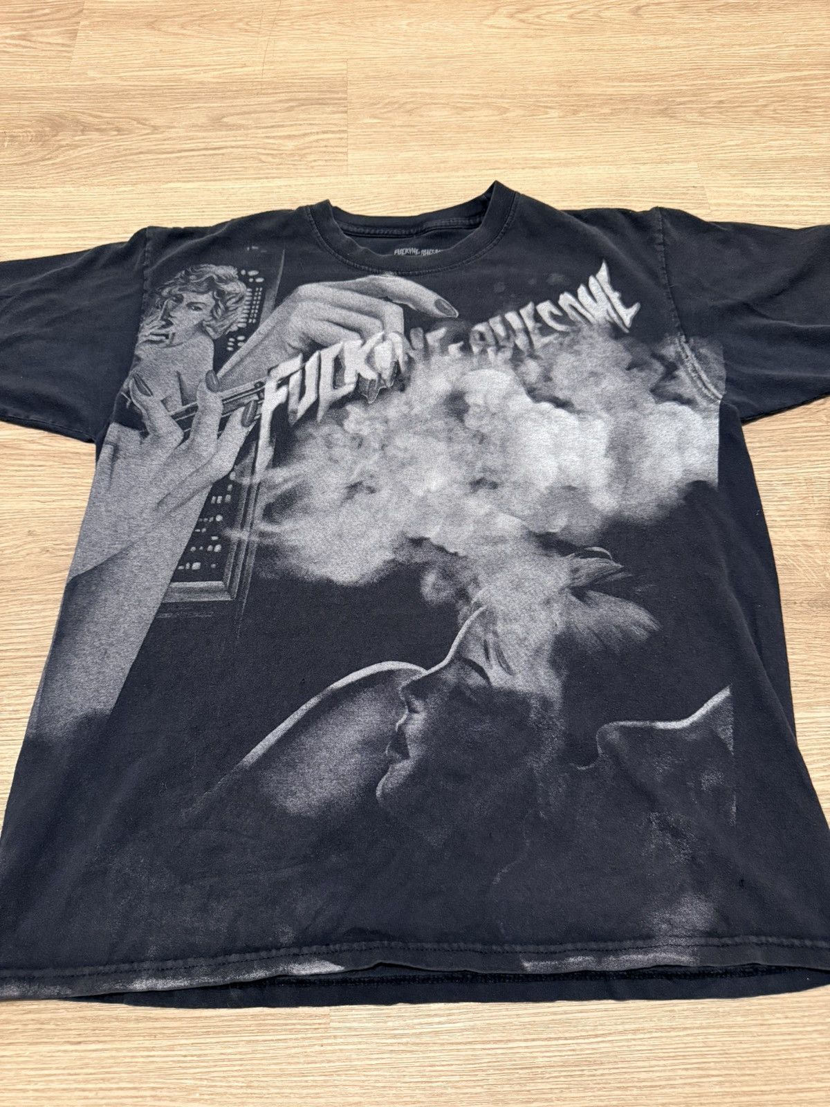 Fucking Awesome FA "Smokey Eyes" tshirt Size US L / EU 52-54 / 3 - 2 Thumbnail