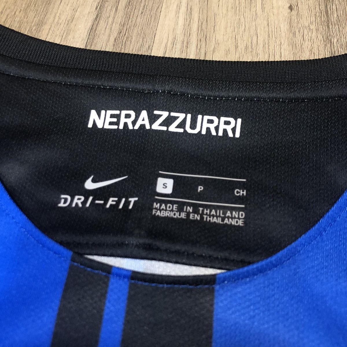 Nike Inter Milan 17/18 home shirt #7 Joao cancelo (Bnwt) Size US S / EU 44-46 / 1 - 7 Thumbnail