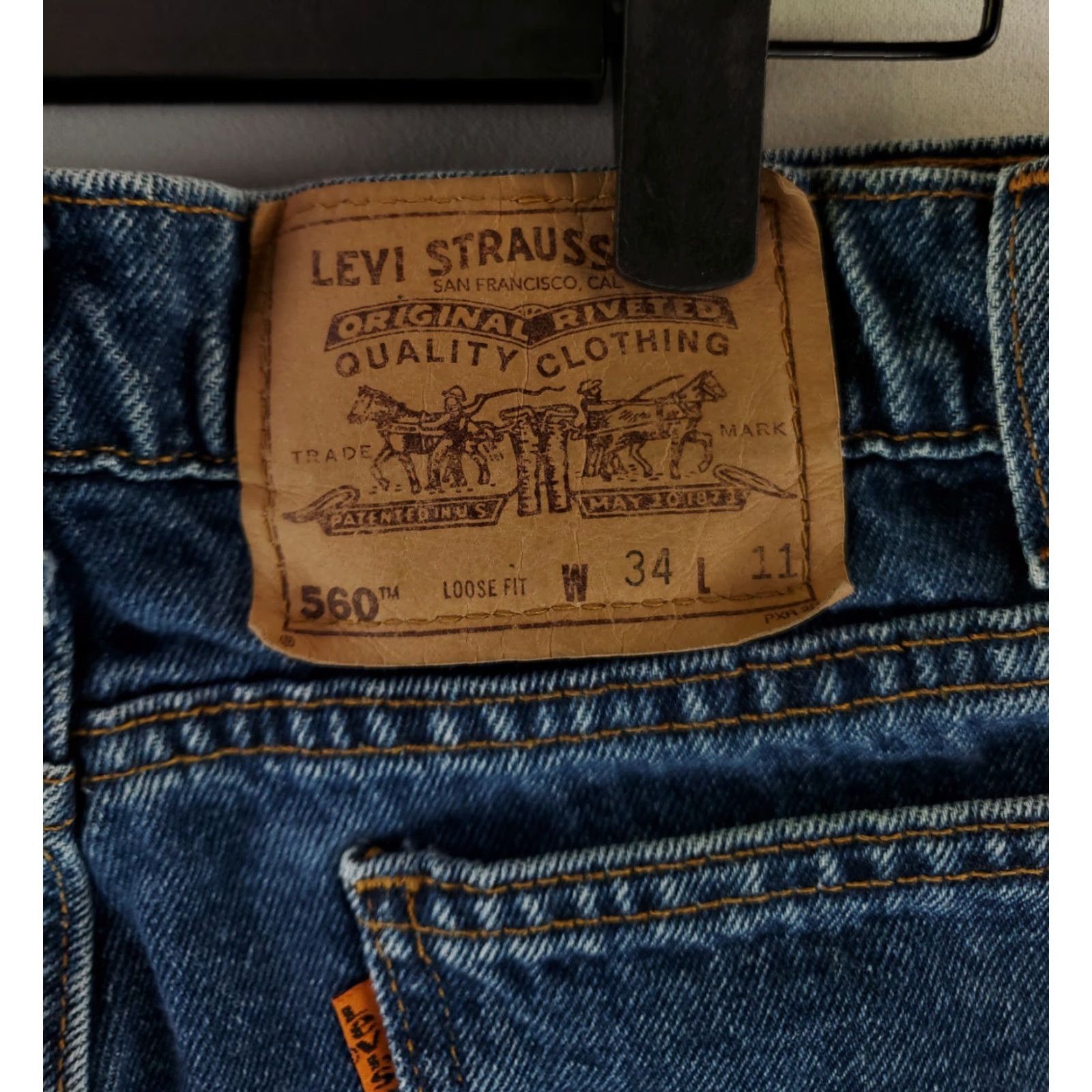Levi's VINTAGE Levi's 560 Shorts Jorts Blue Made USA Mens 33x11 90s Denim Jeans VTG 90s Jorts Mens Blue 33x11 Size US 33 - 3 Thumbnail