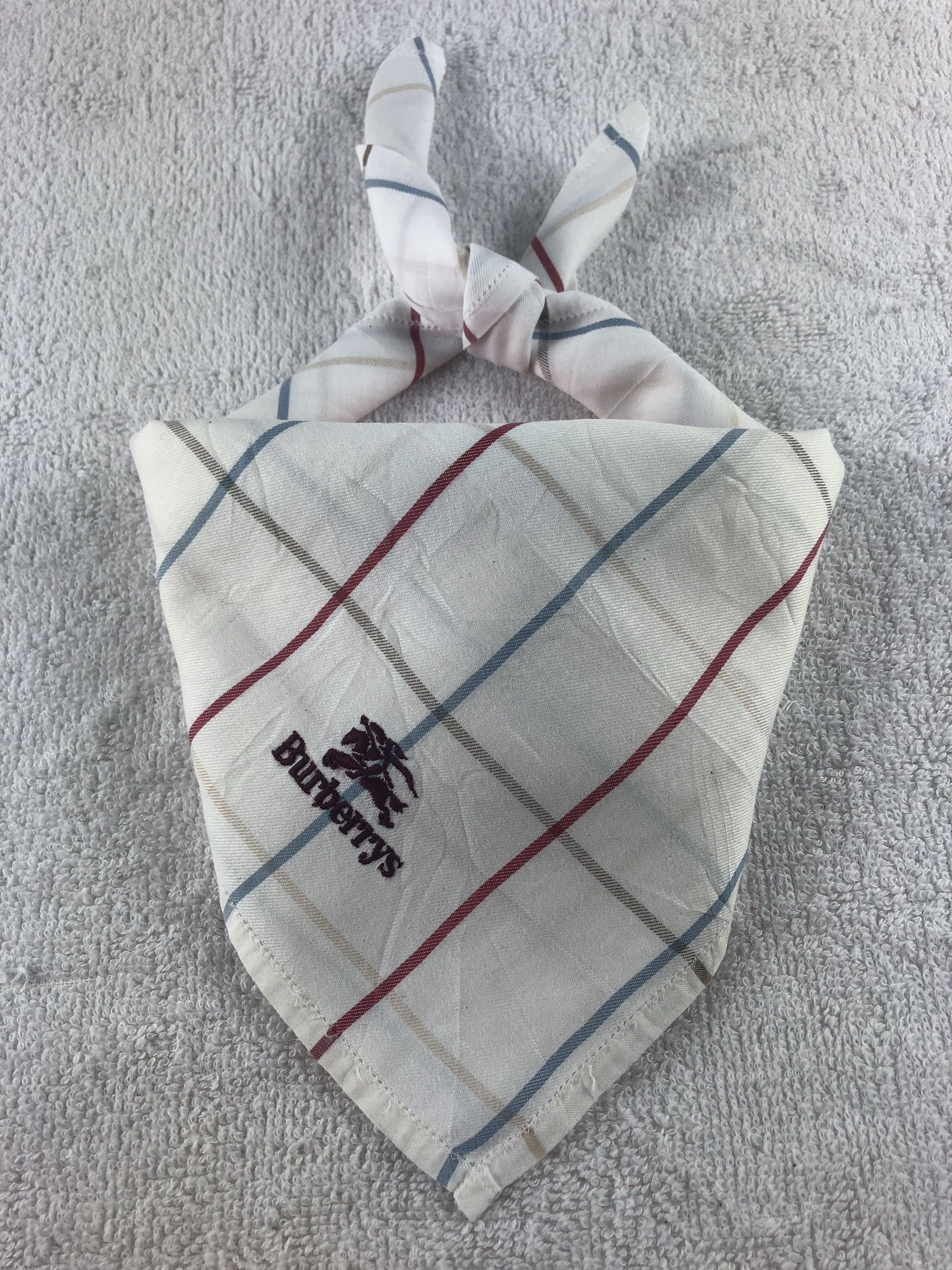 Burberry Burberry Handkerchief / Bandana / Neckerchief Size ONE SIZE - 1 Thumbnail