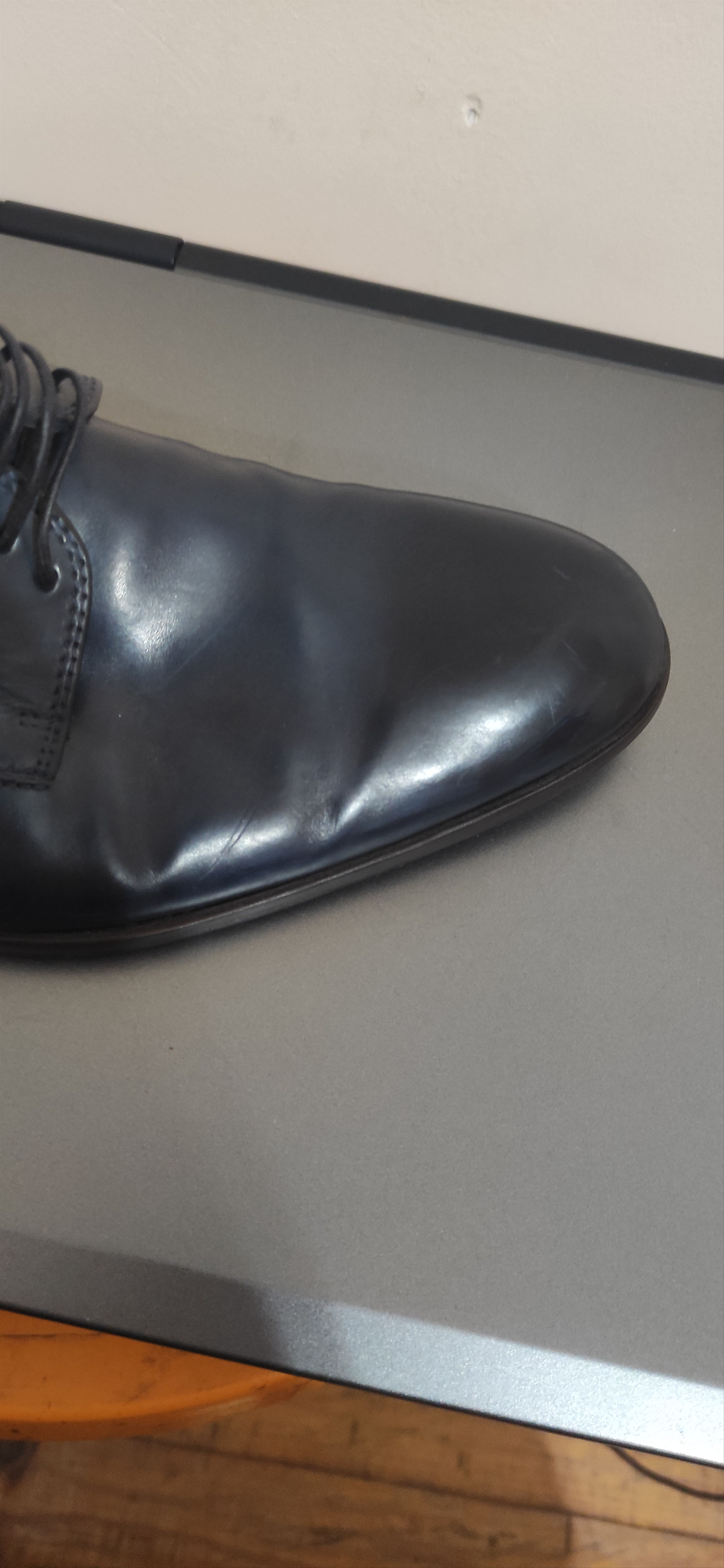 Hugo Boss The men's shoes Hugo Boss Size US 7 / EU 40 - 9 Thumbnail