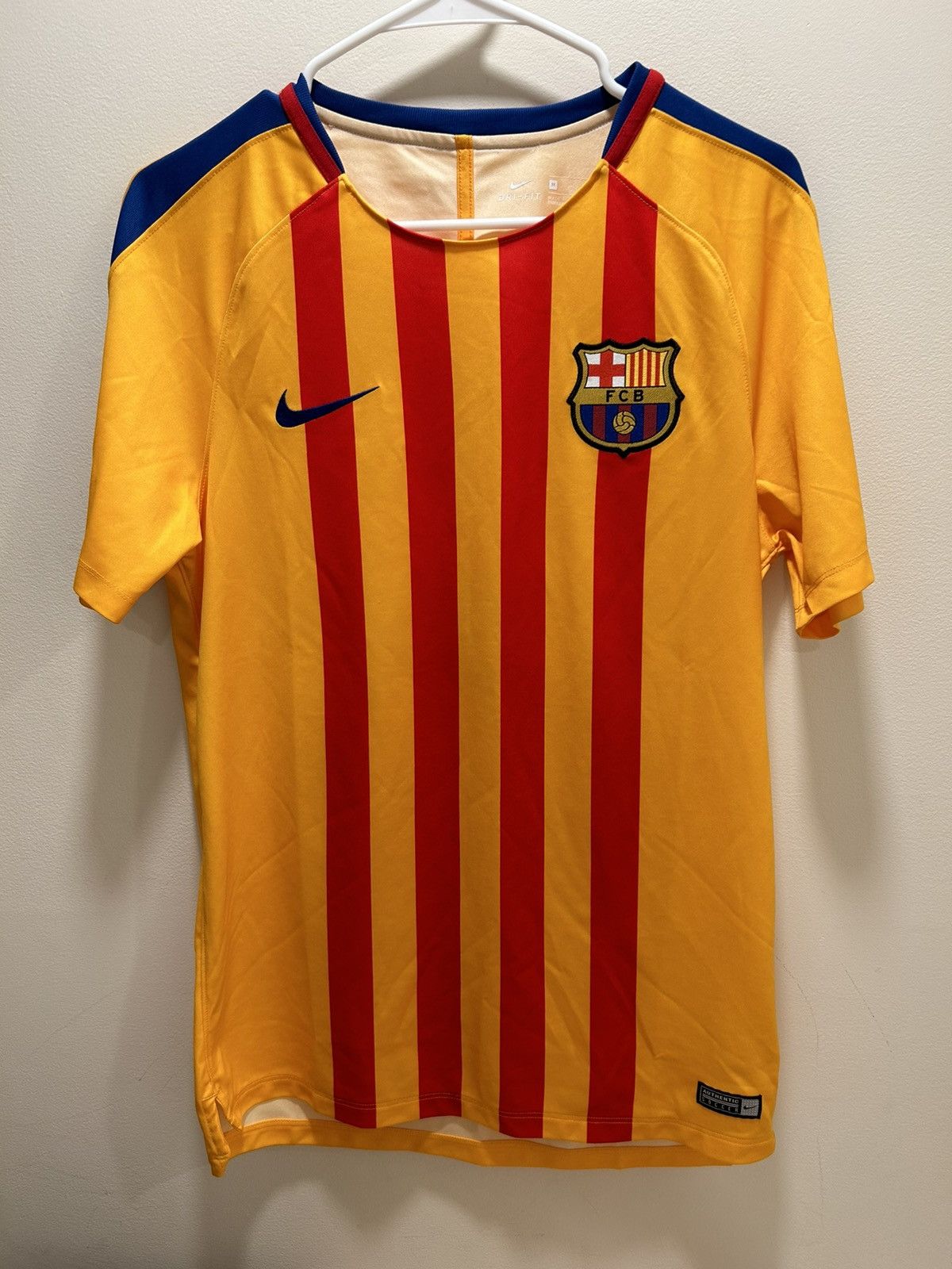 fc barcelona training jersey