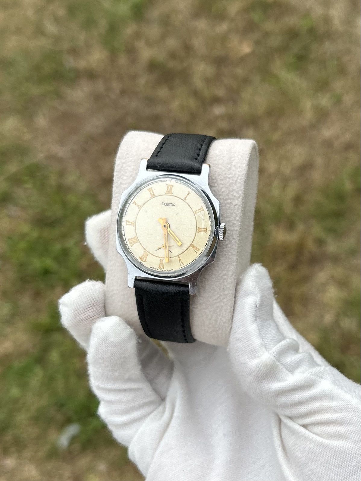 Vintage Vintage Watch Pobeda Made in USSR Soviet Mechanical 1980s Size ONE SIZE - 8 Thumbnail