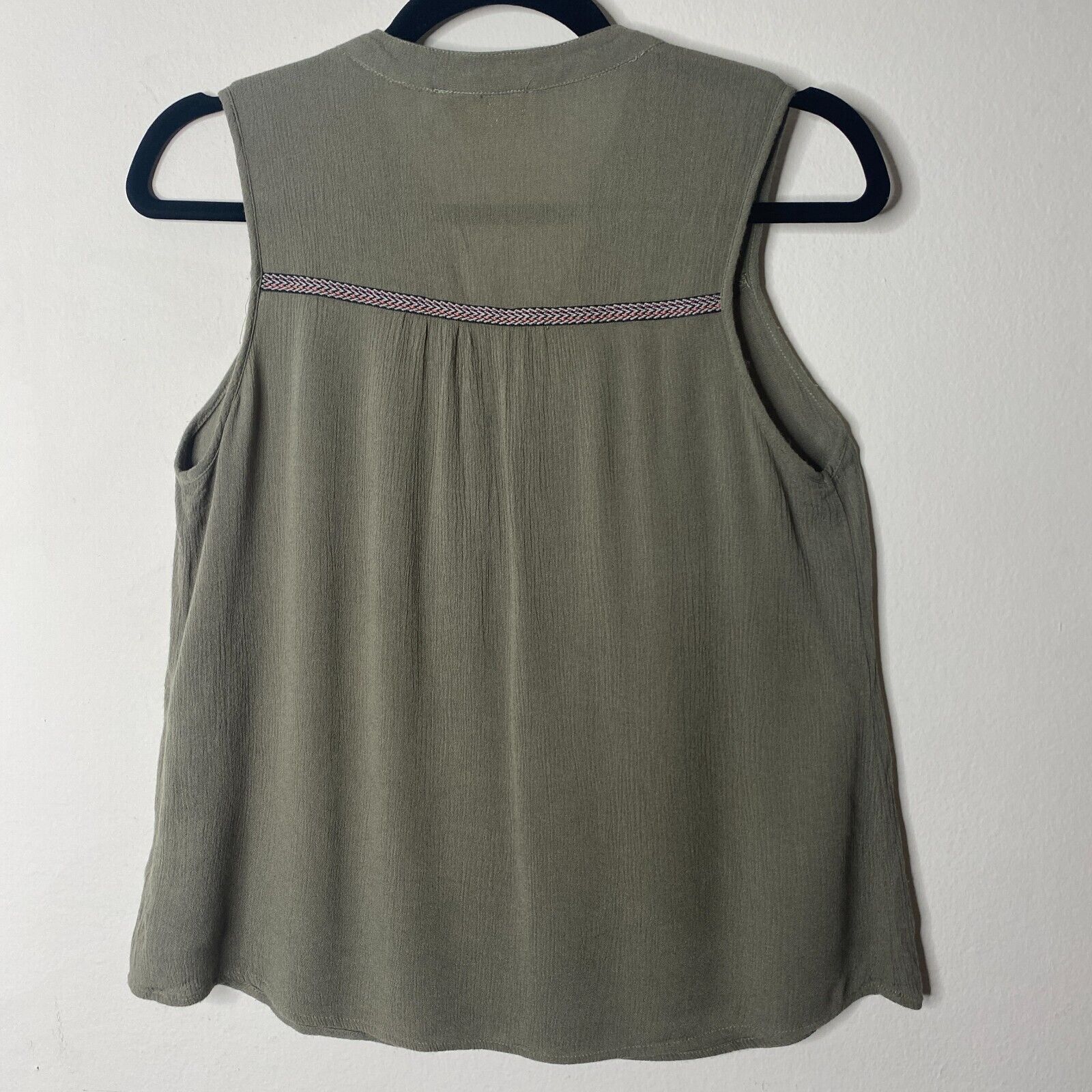 Other Braeve Olive Green Aztec Print Sleeveless Flowy Blouse S Size S / US 4 / IT 40 - 2 Thumbnail