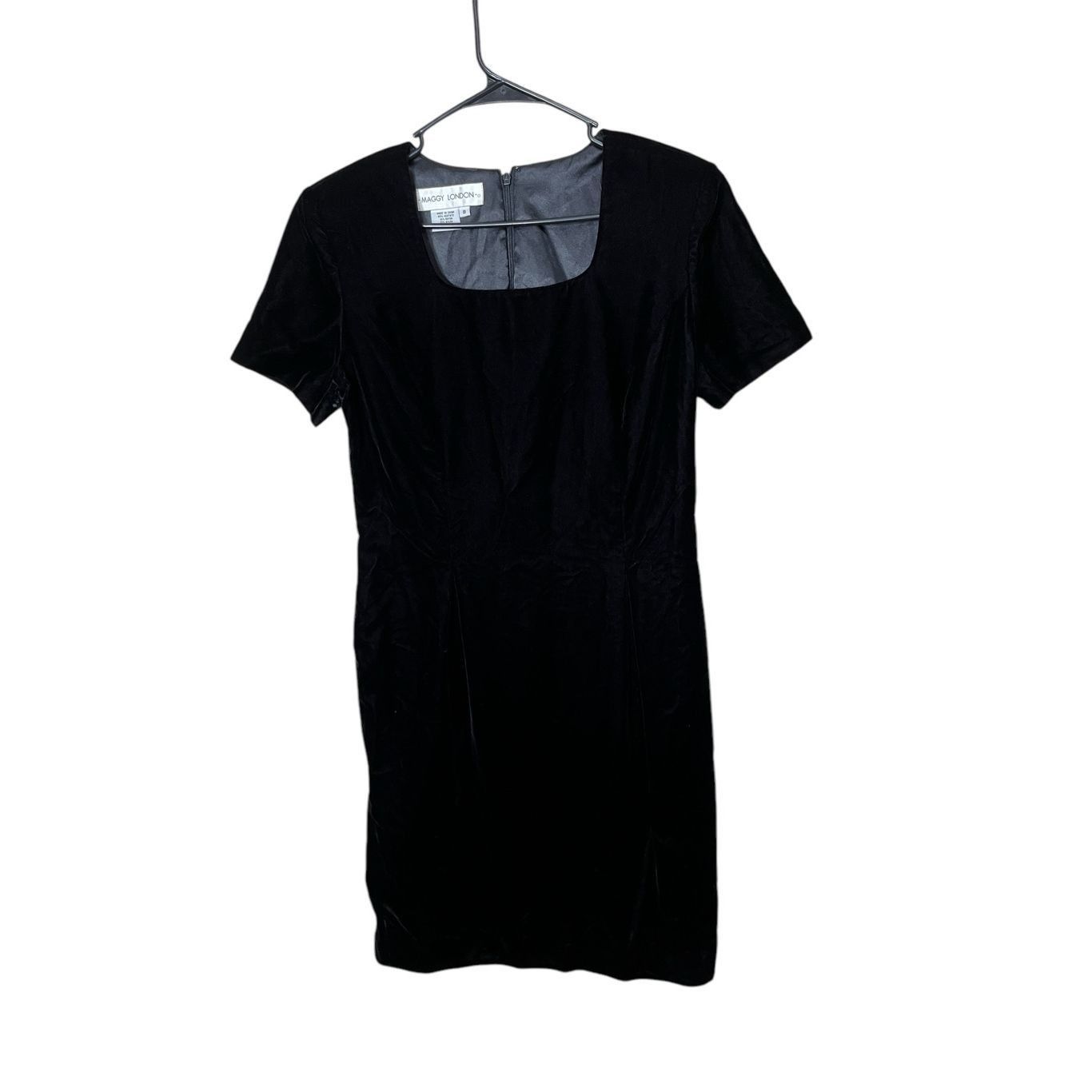 Other Vintage Maggy London Black Velvet Knee Length Dress Size 8 Size M / US 6-8 / IT 42-44 - 1 Thumbnail